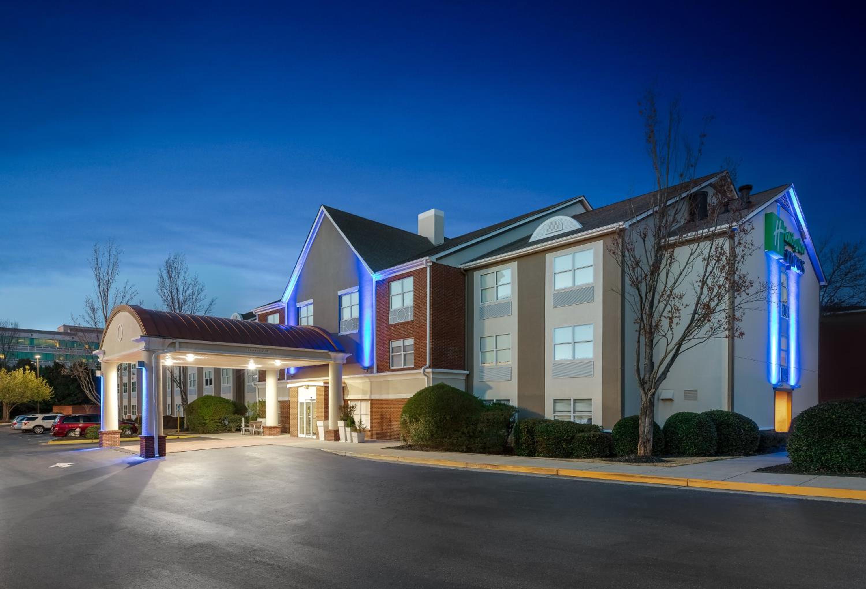 Hotel Holiday Inn Express Alpharetta - Roswell By Ihg