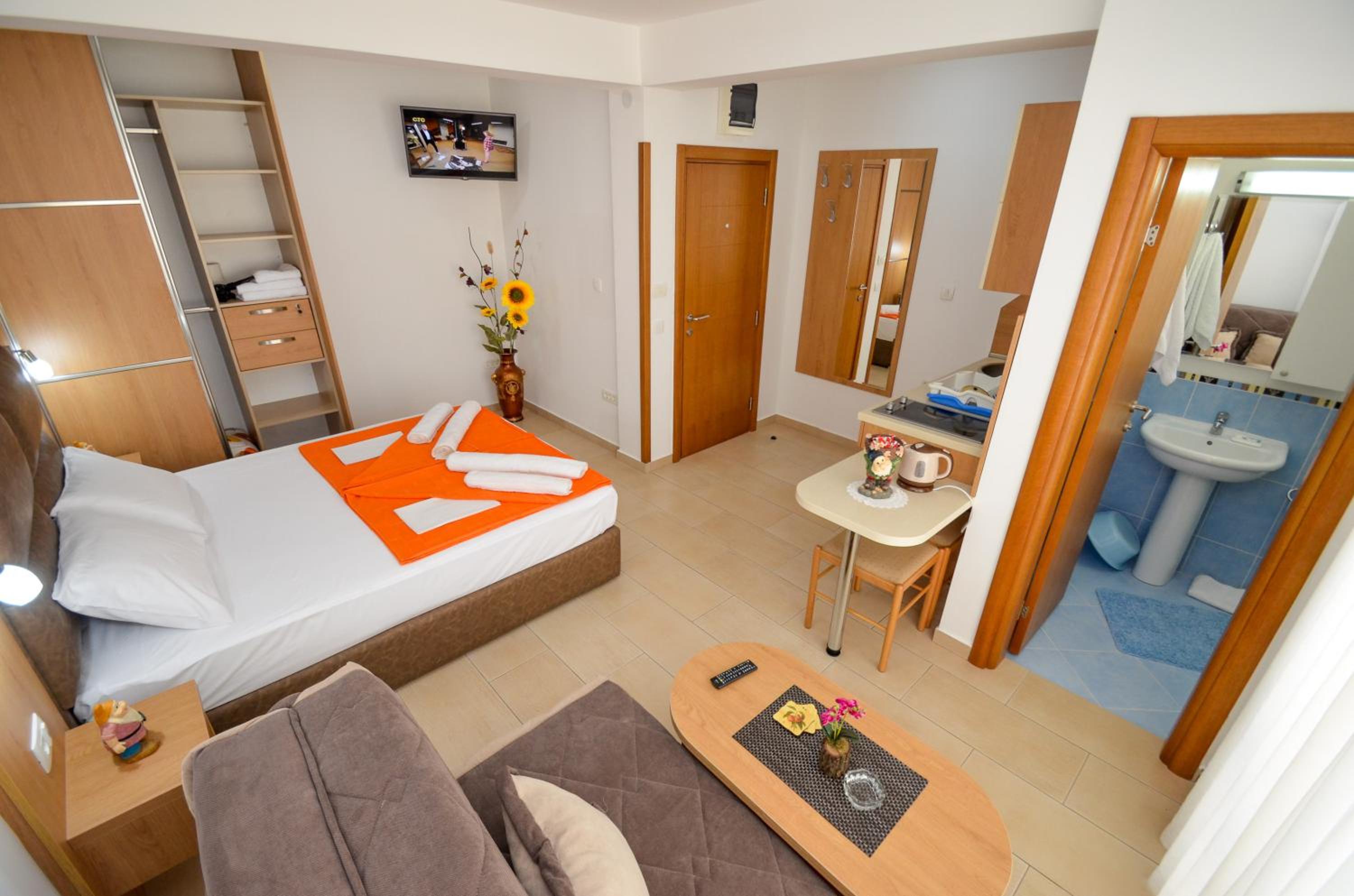 Apartments Ivanović view 4