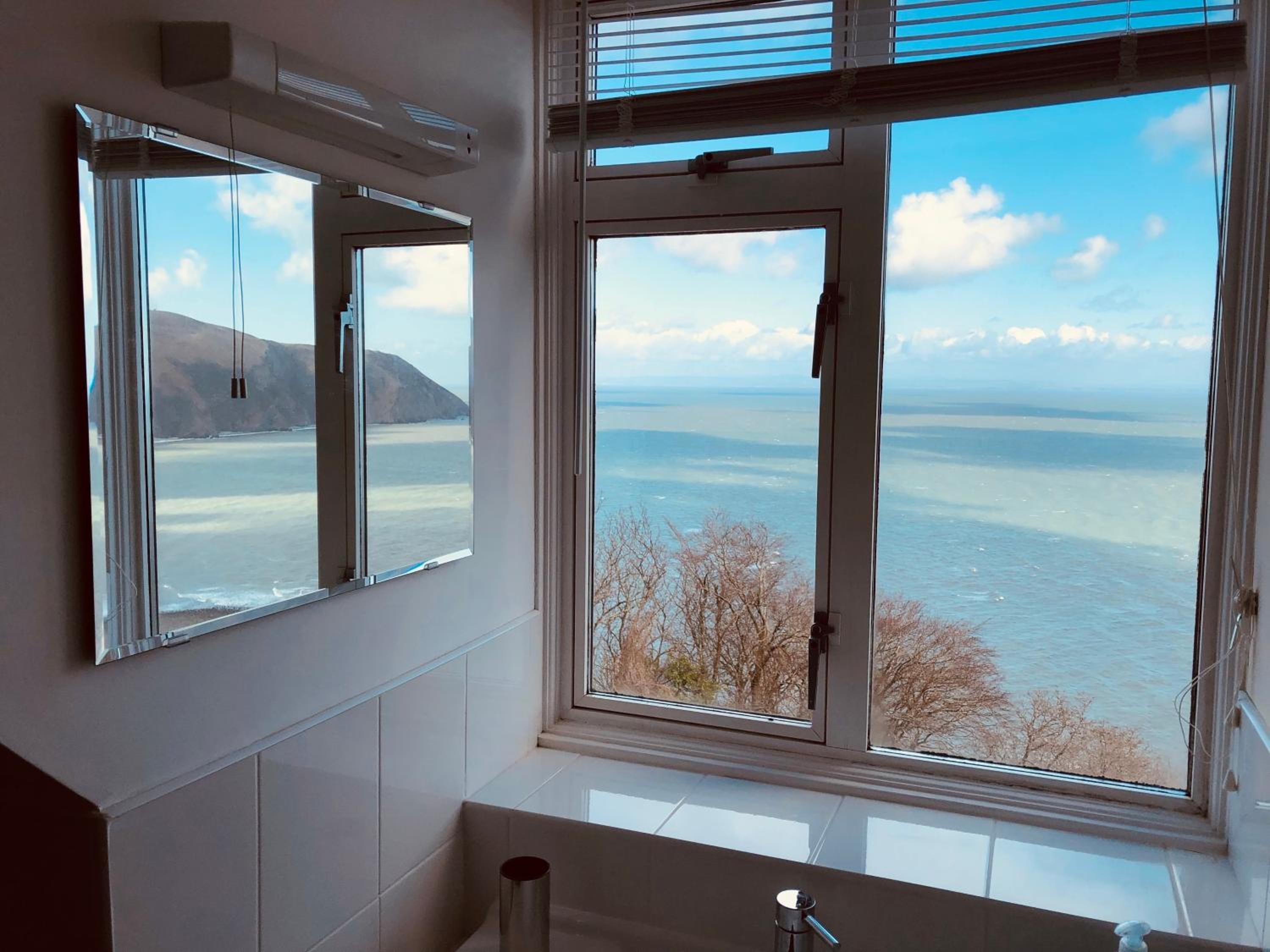 Lynton Vacations - The North Cliff Hotel - Property Image 149