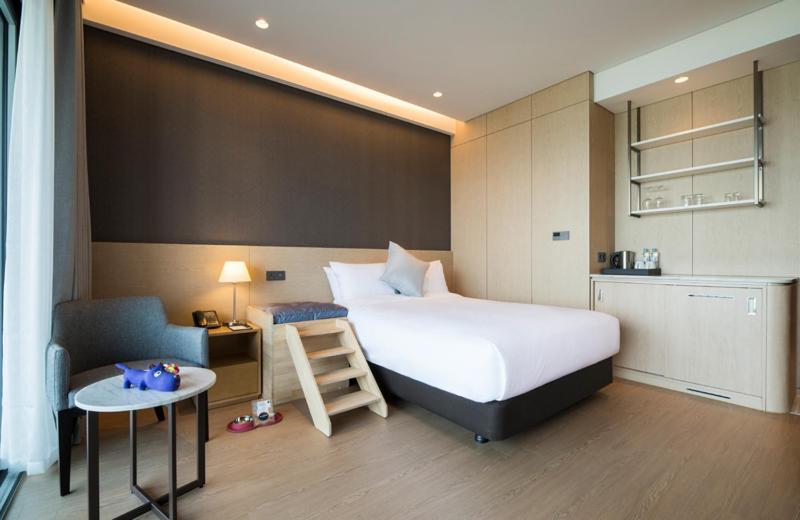 St. John's Hotel 30