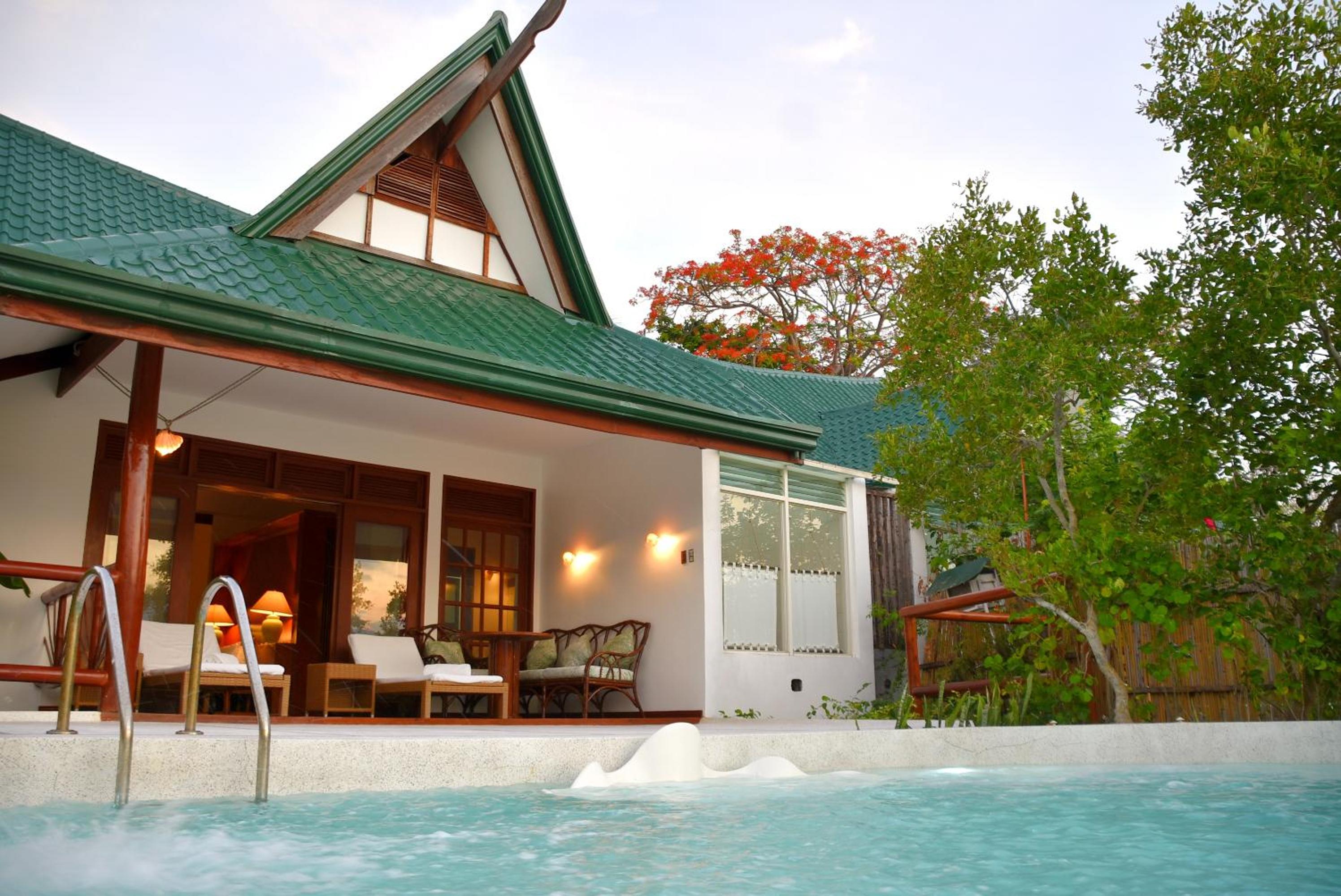 Badian Island Wellness Resort