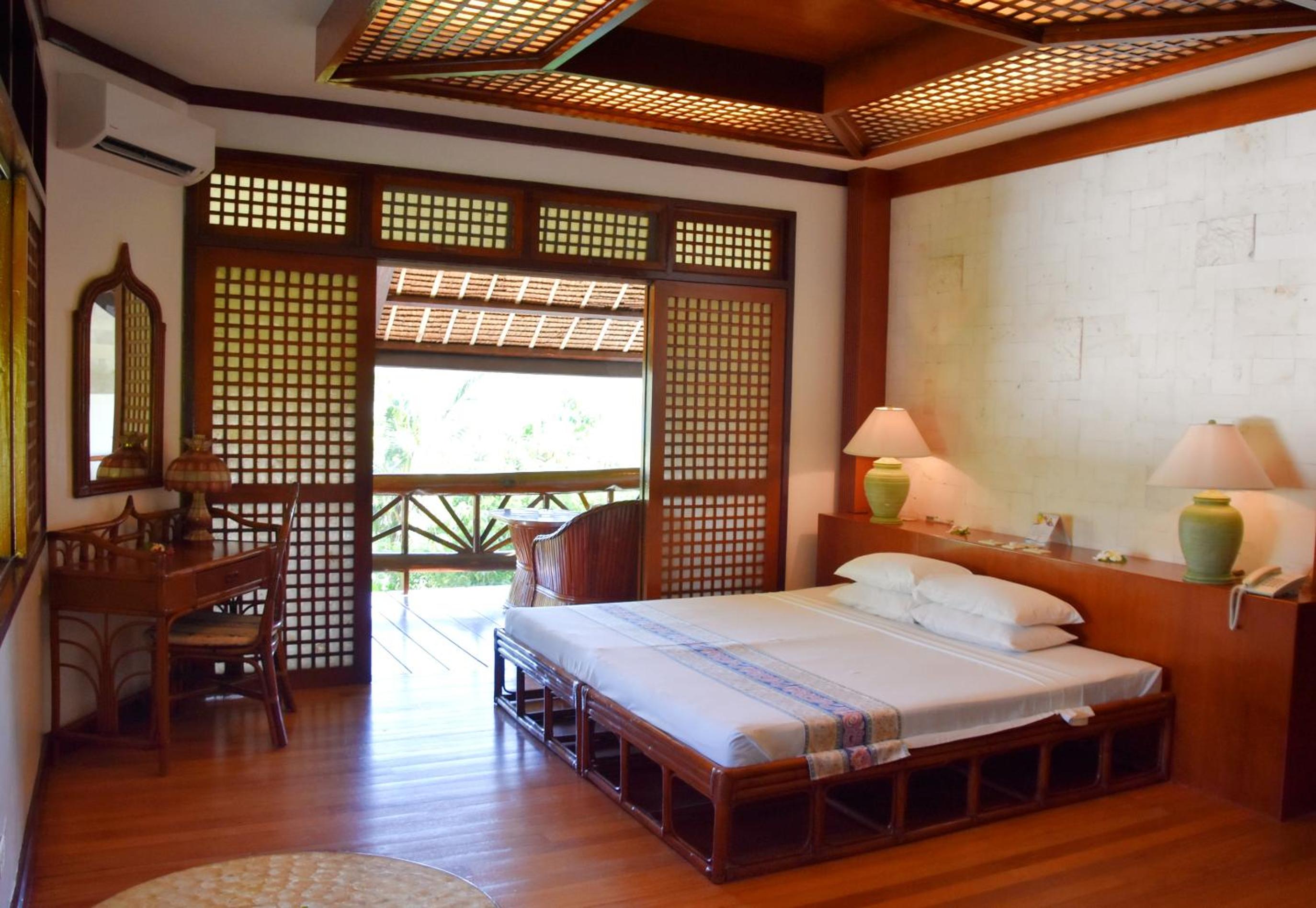 Badian Island Wellness Resort