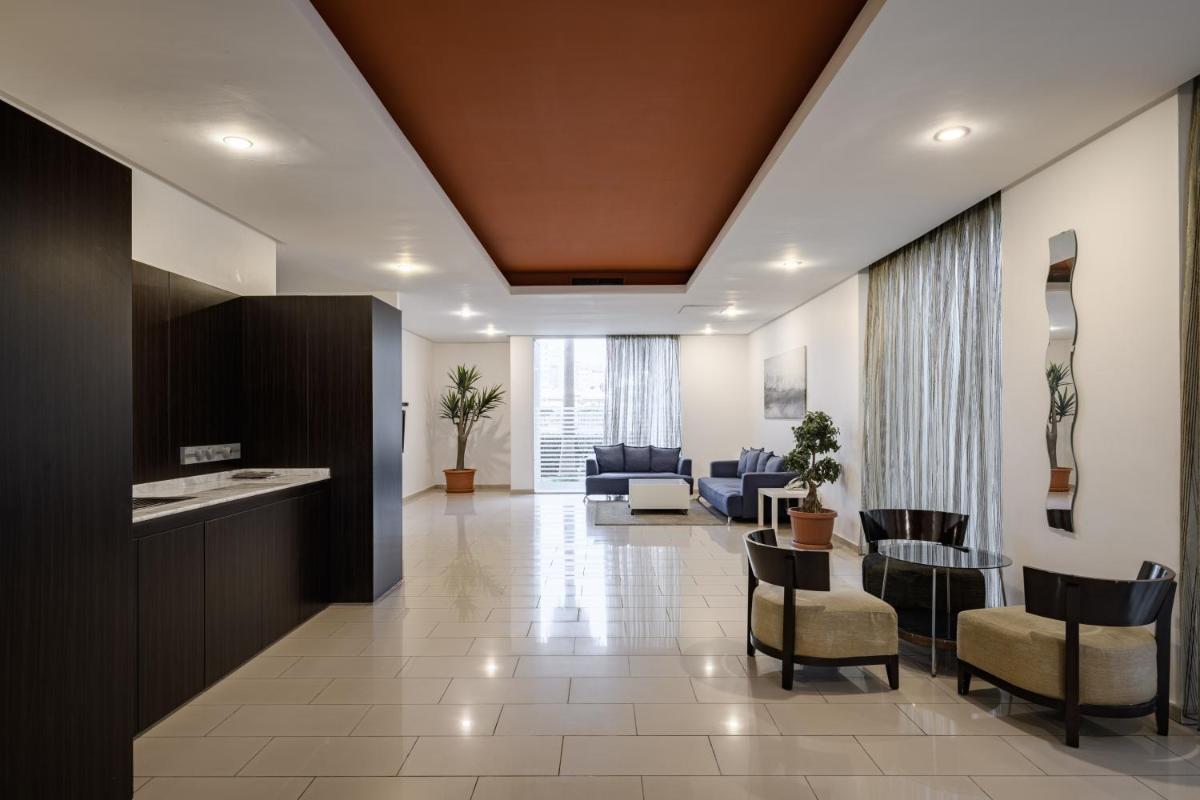 Hamad - Salmiya -Family only view 2