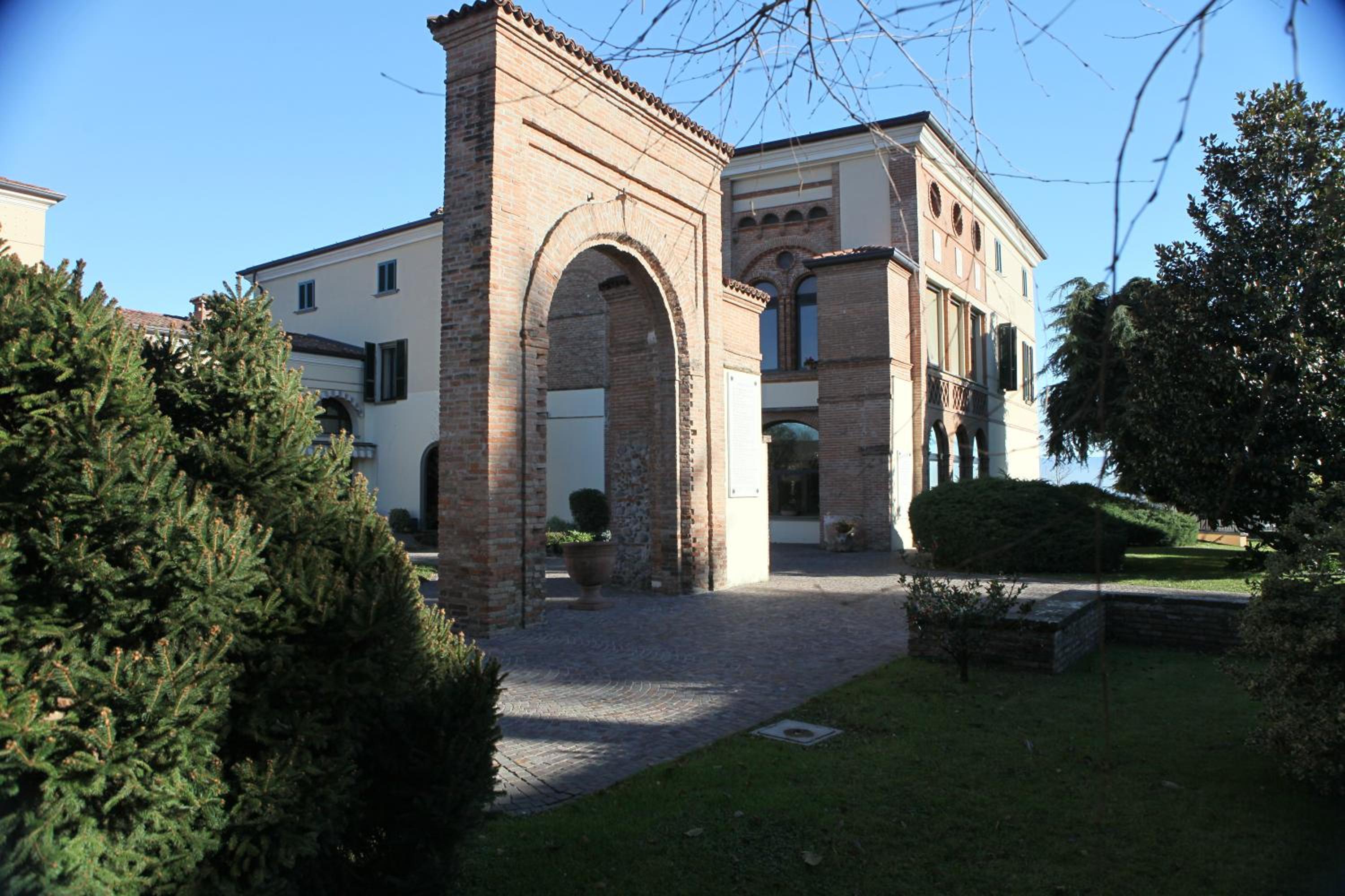 Photo 25