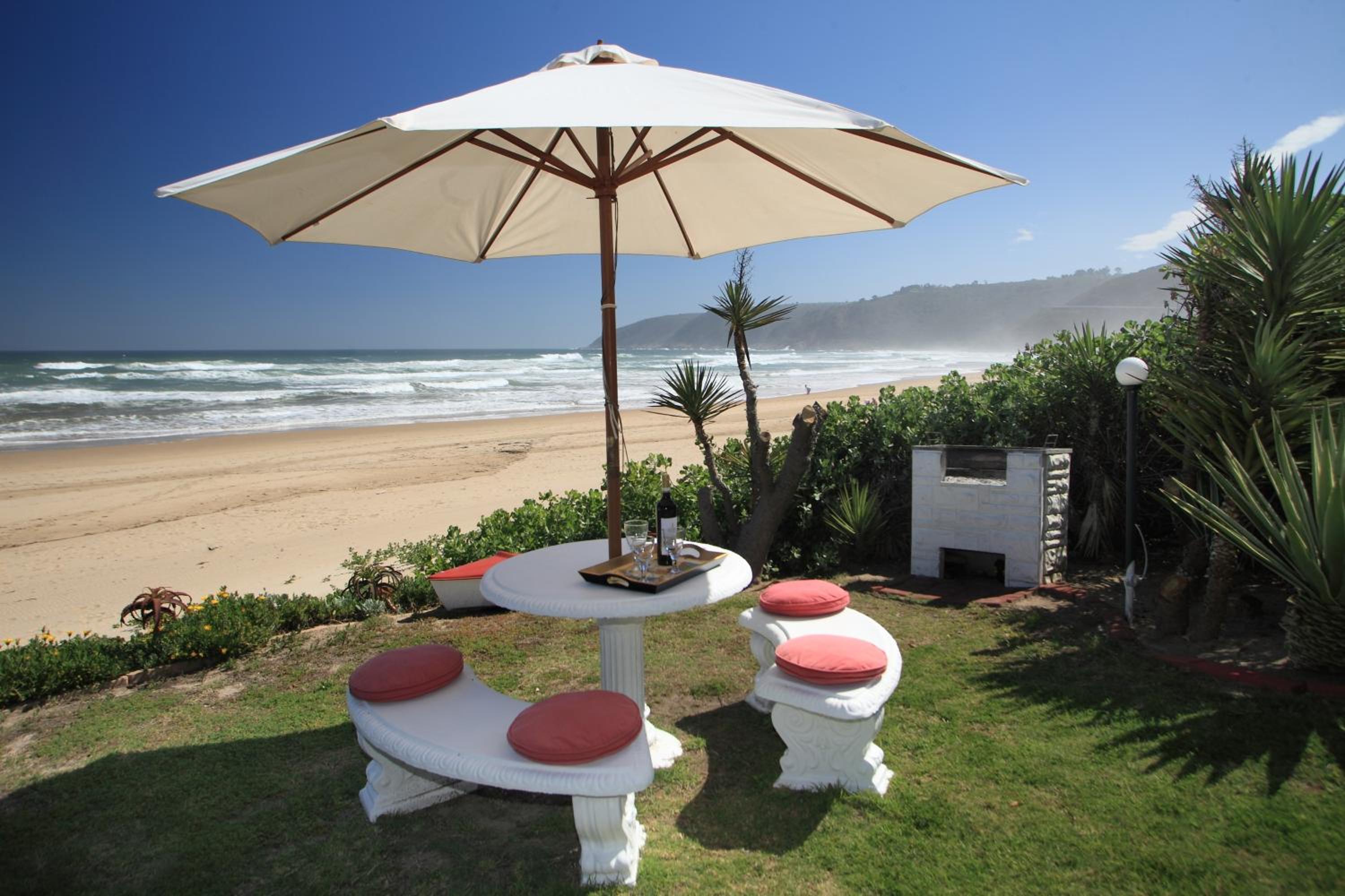 Haus am Strand - on the Beach