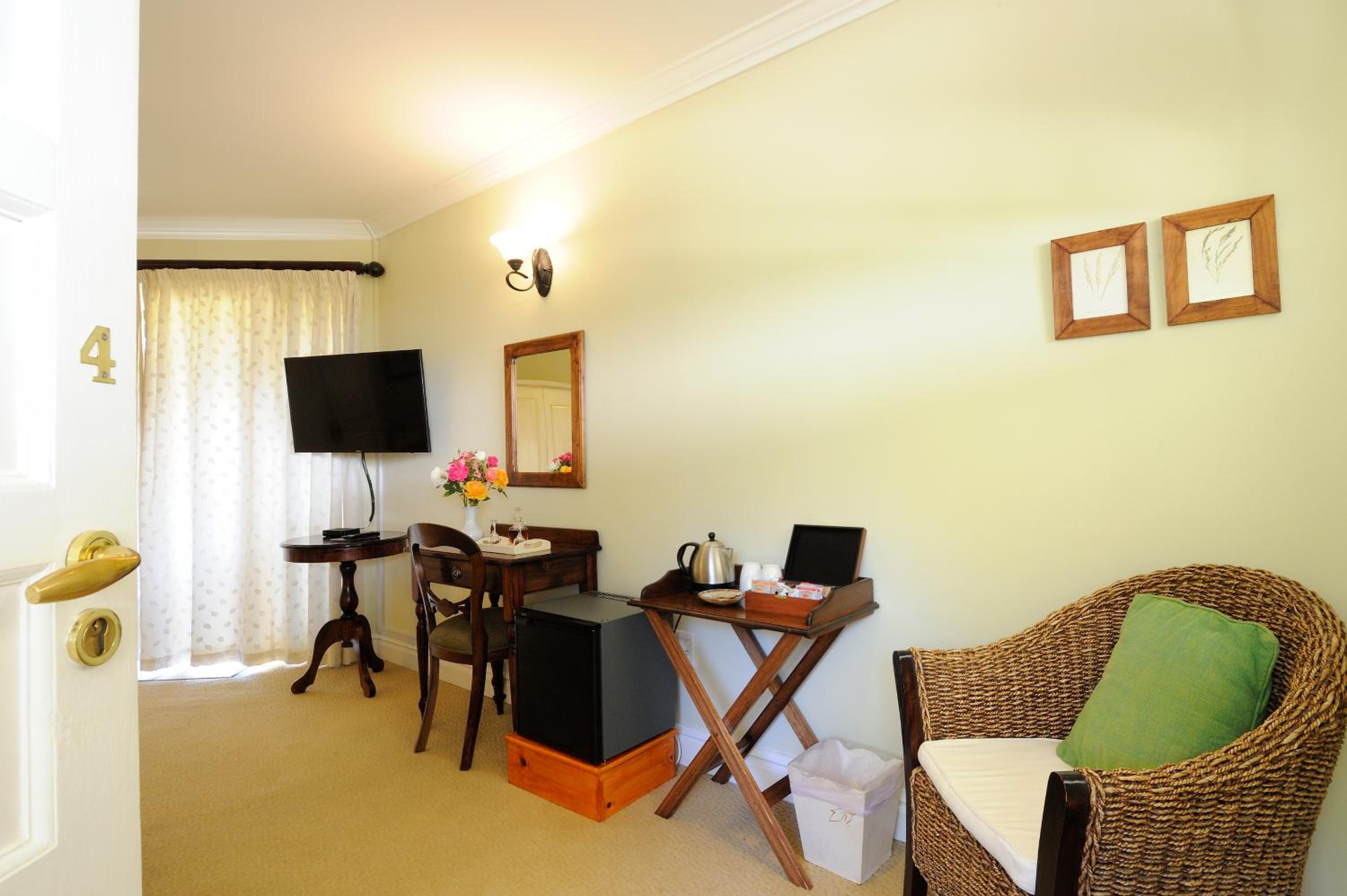 Moorcroft Manor Boutique Country Hotel