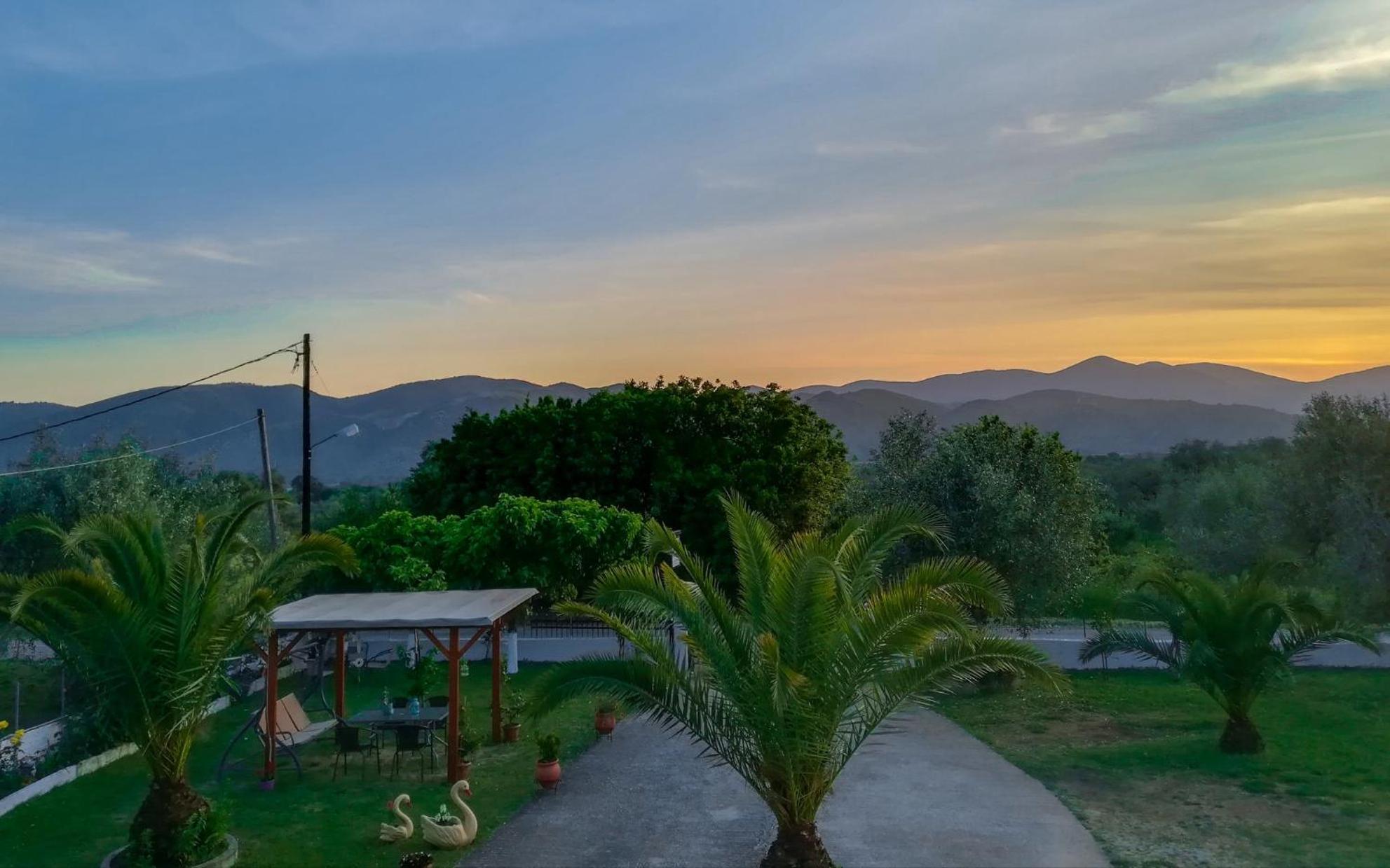 Mιχαλης Apartments view 2