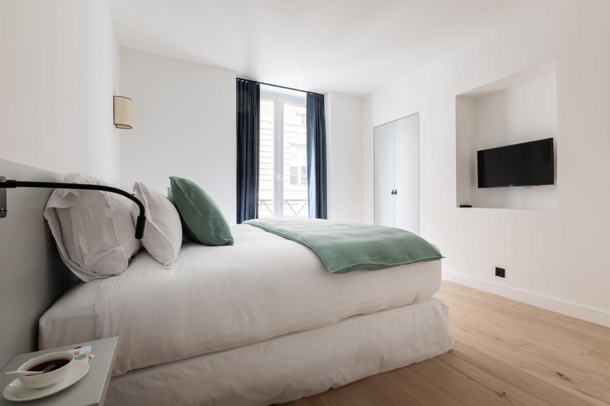 Pick A Flat's Apartment in Saint Germain - Rue Corneille