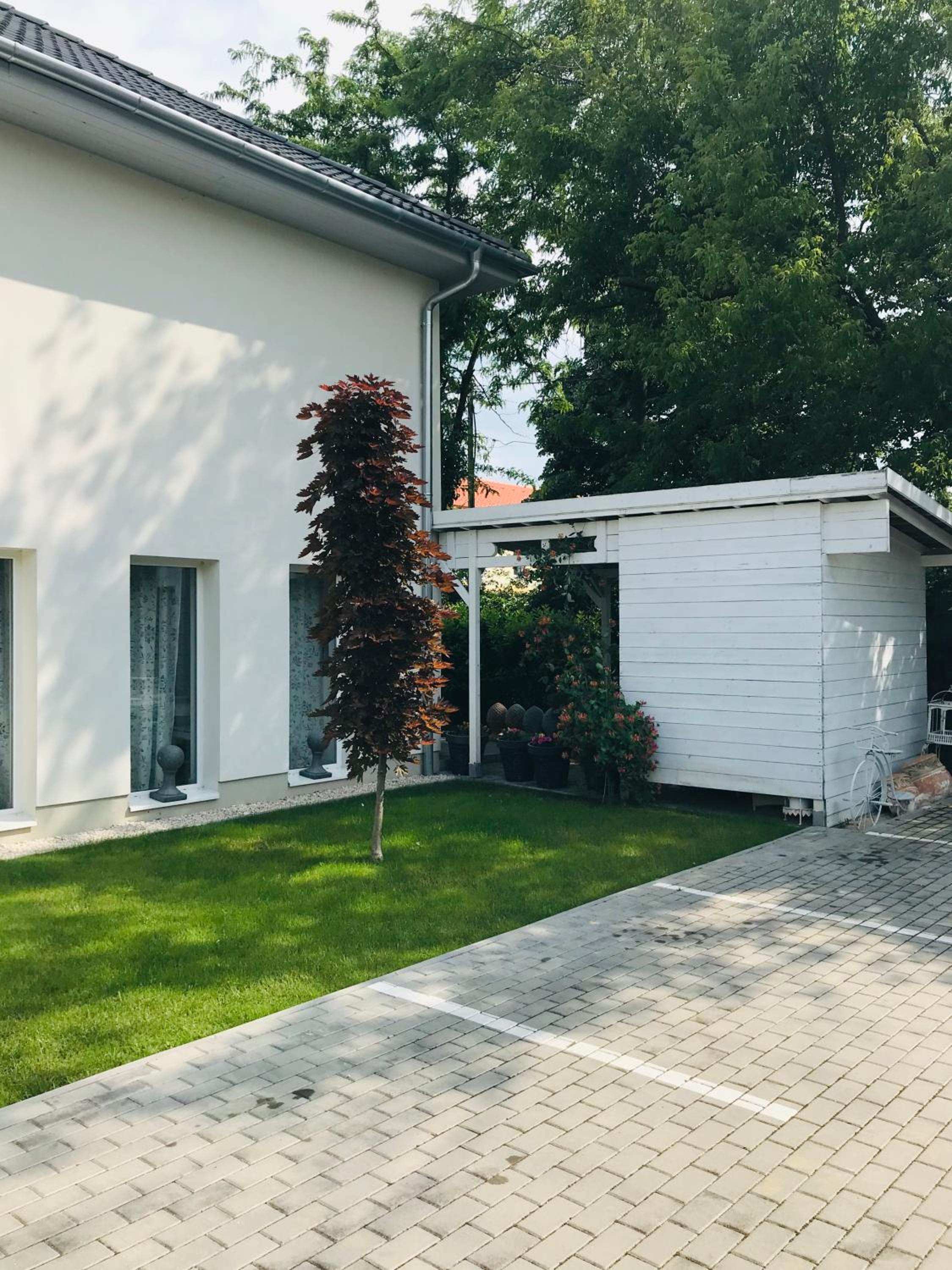 Pastel Guesthouse view 4