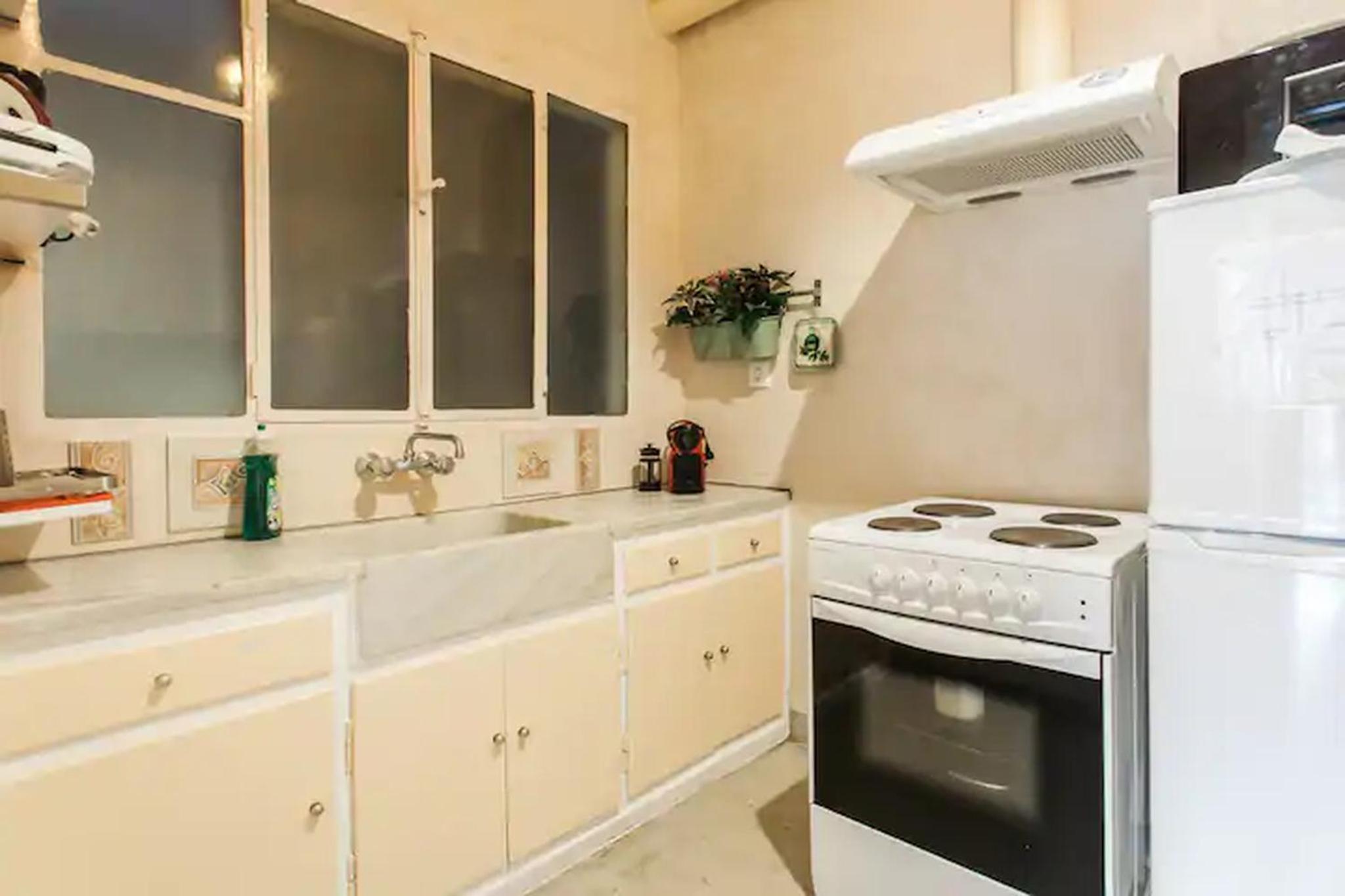OpenAir HOT TUB/Big Balcony/Great Boutique Apt