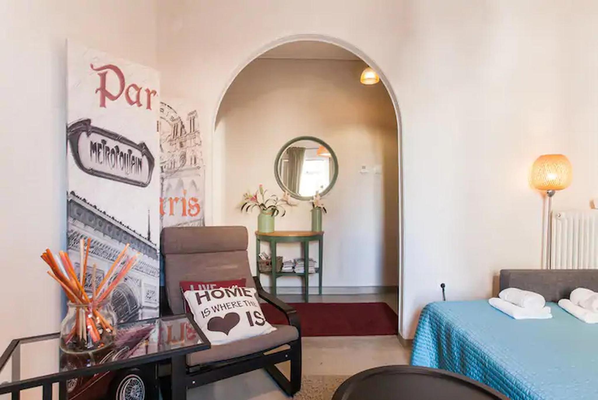 OpenAir HOT TUB/Big Balcony/Great Boutique Apt