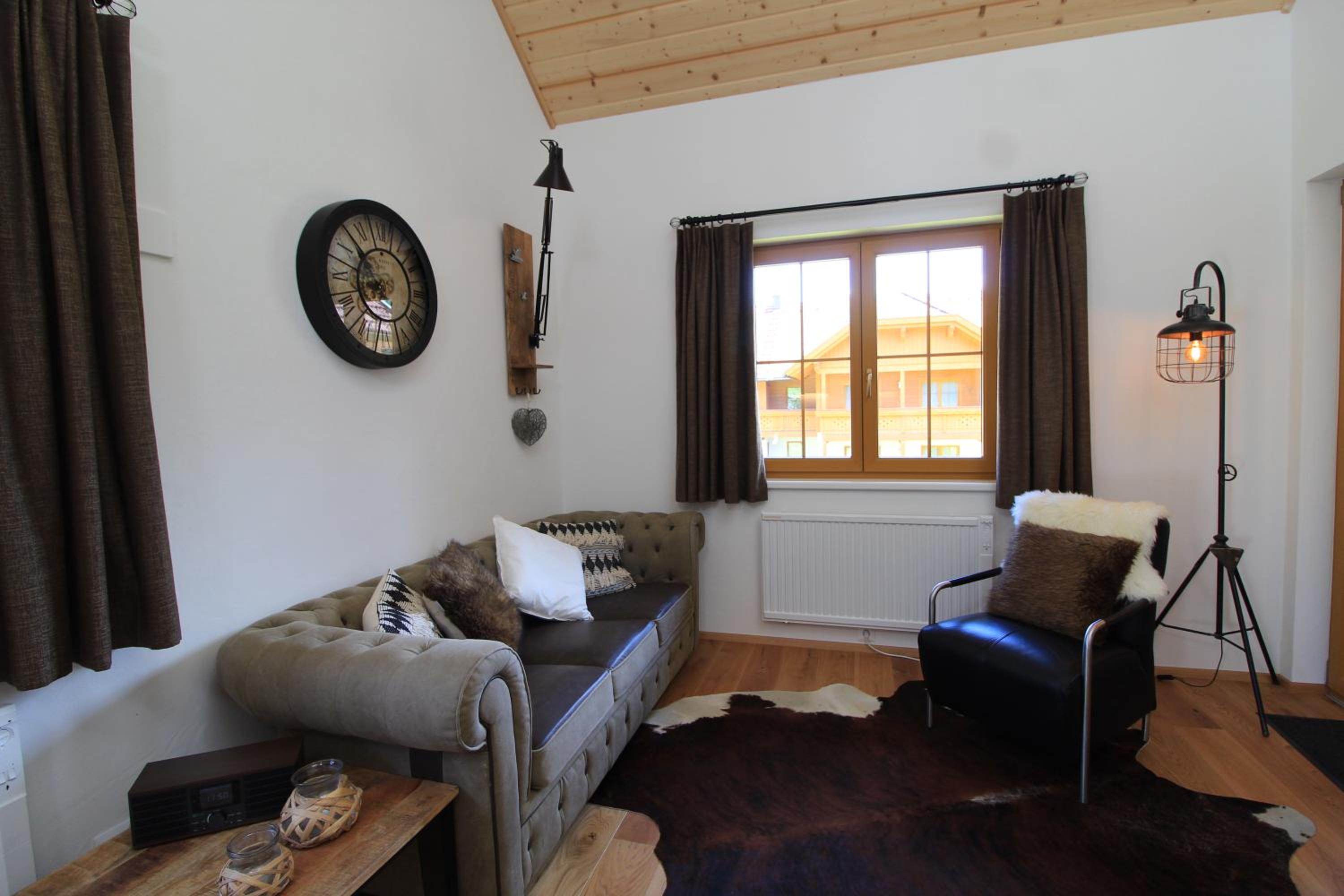 FeWo KITZ - Ski-to-door Apartment