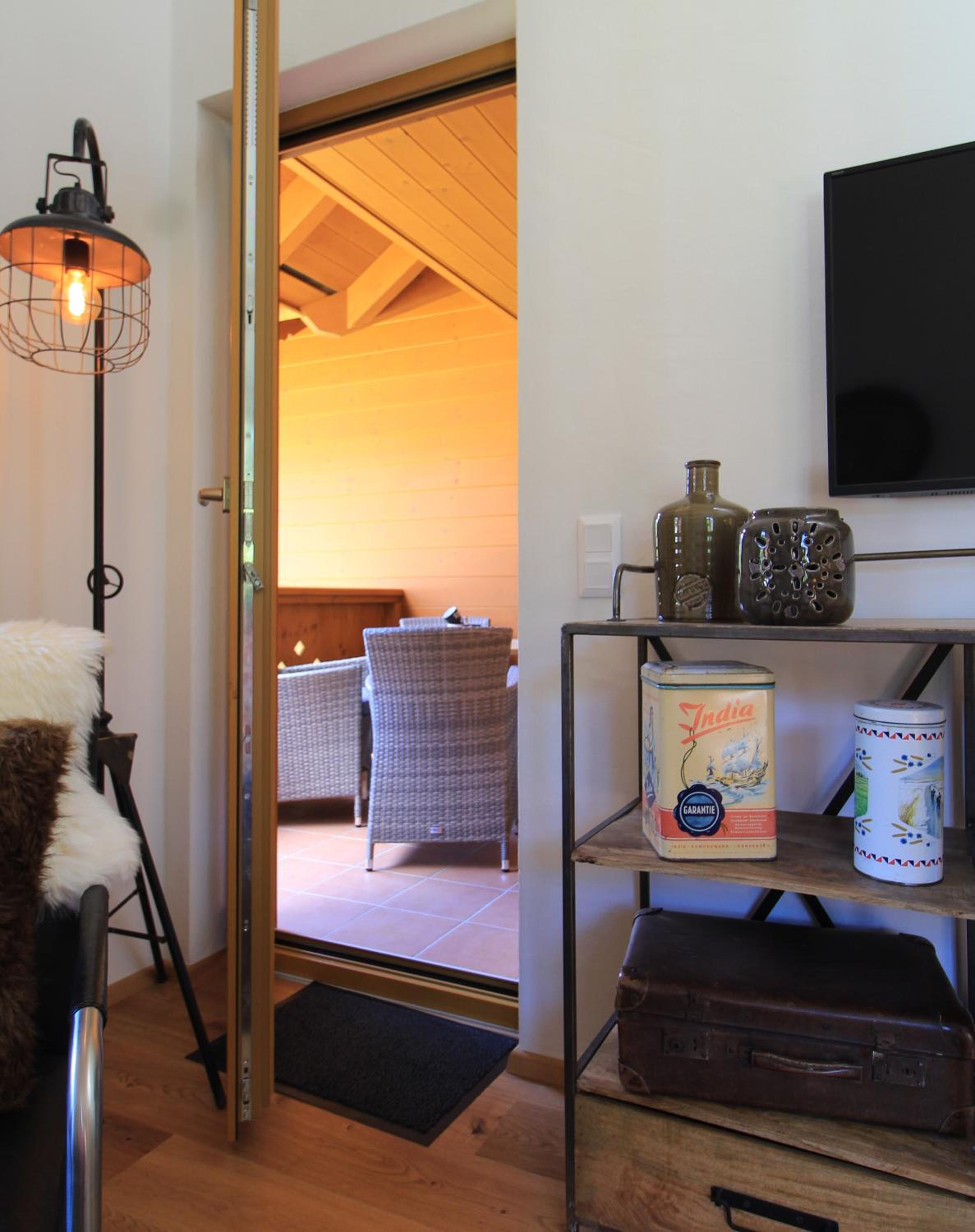 FeWo KITZ - Ski-to-door Apartment