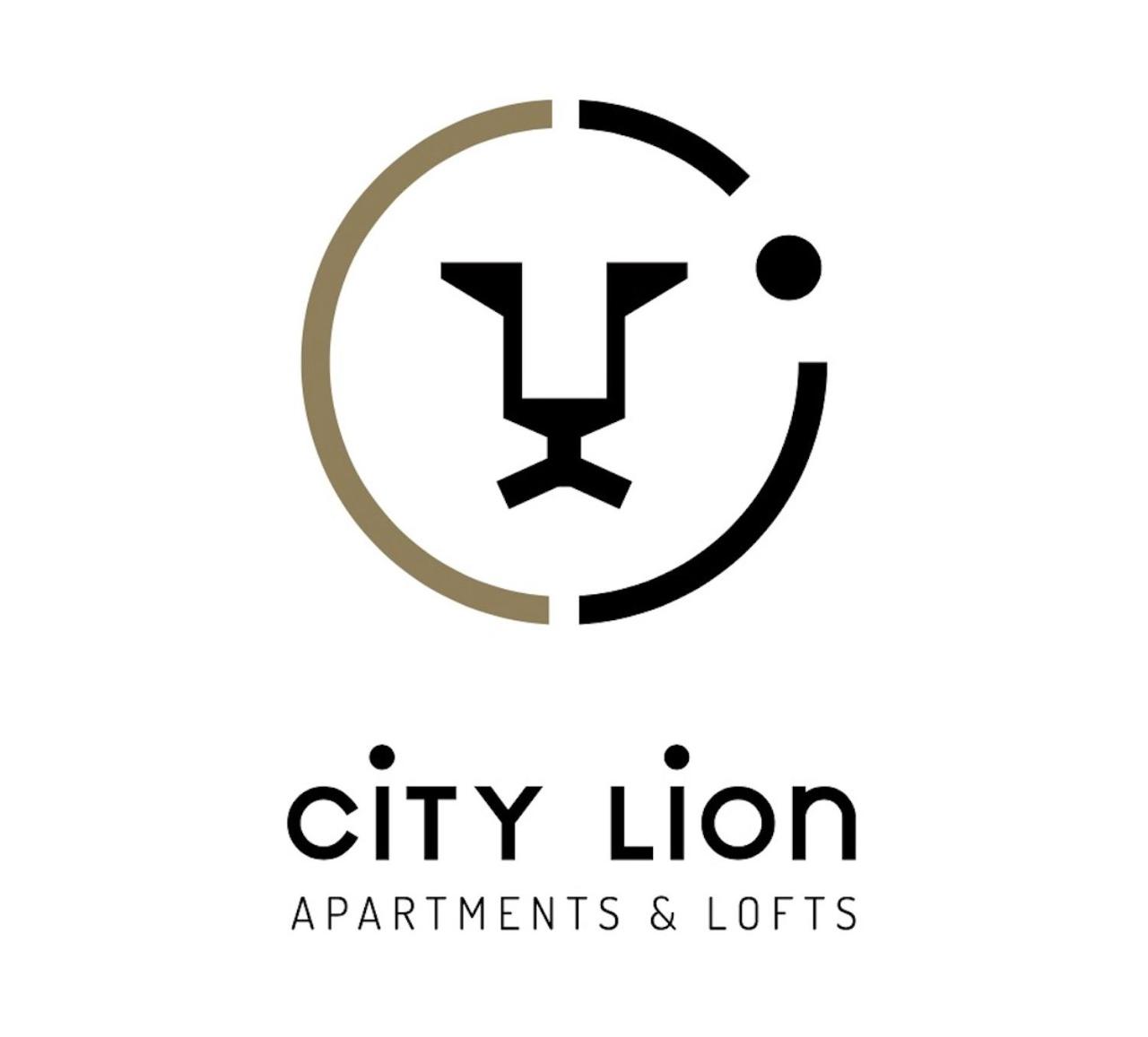 City Lion by Semavί