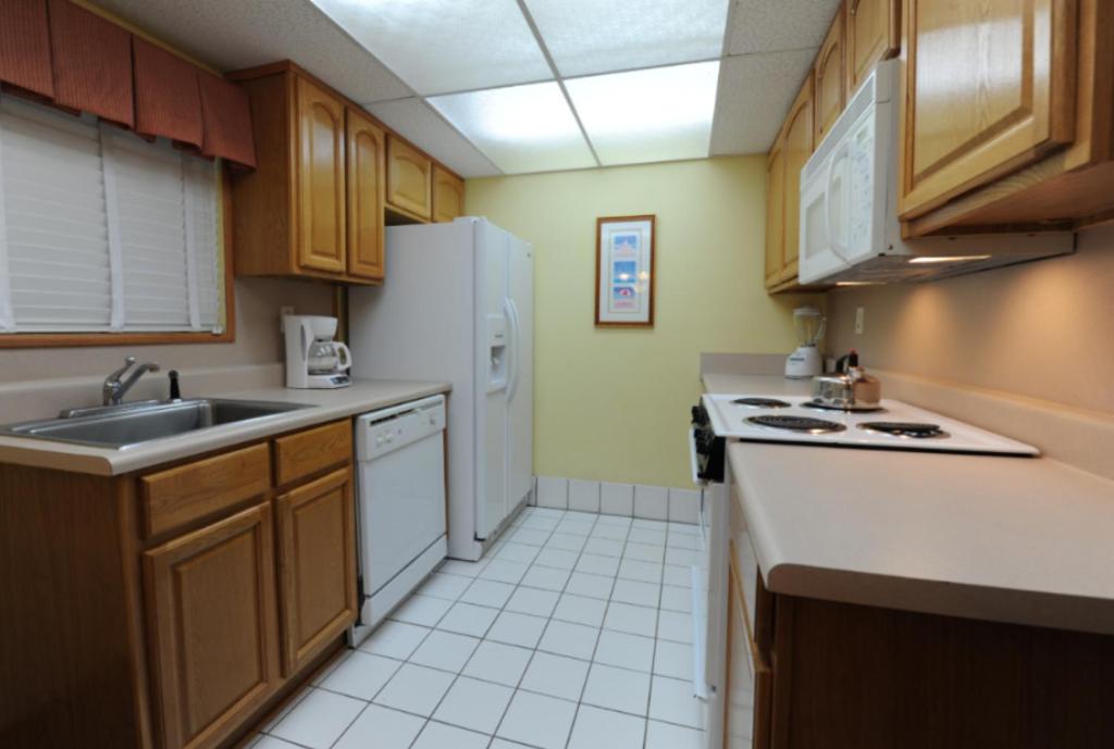 Getaways at Destin Holiday Beach Resort
