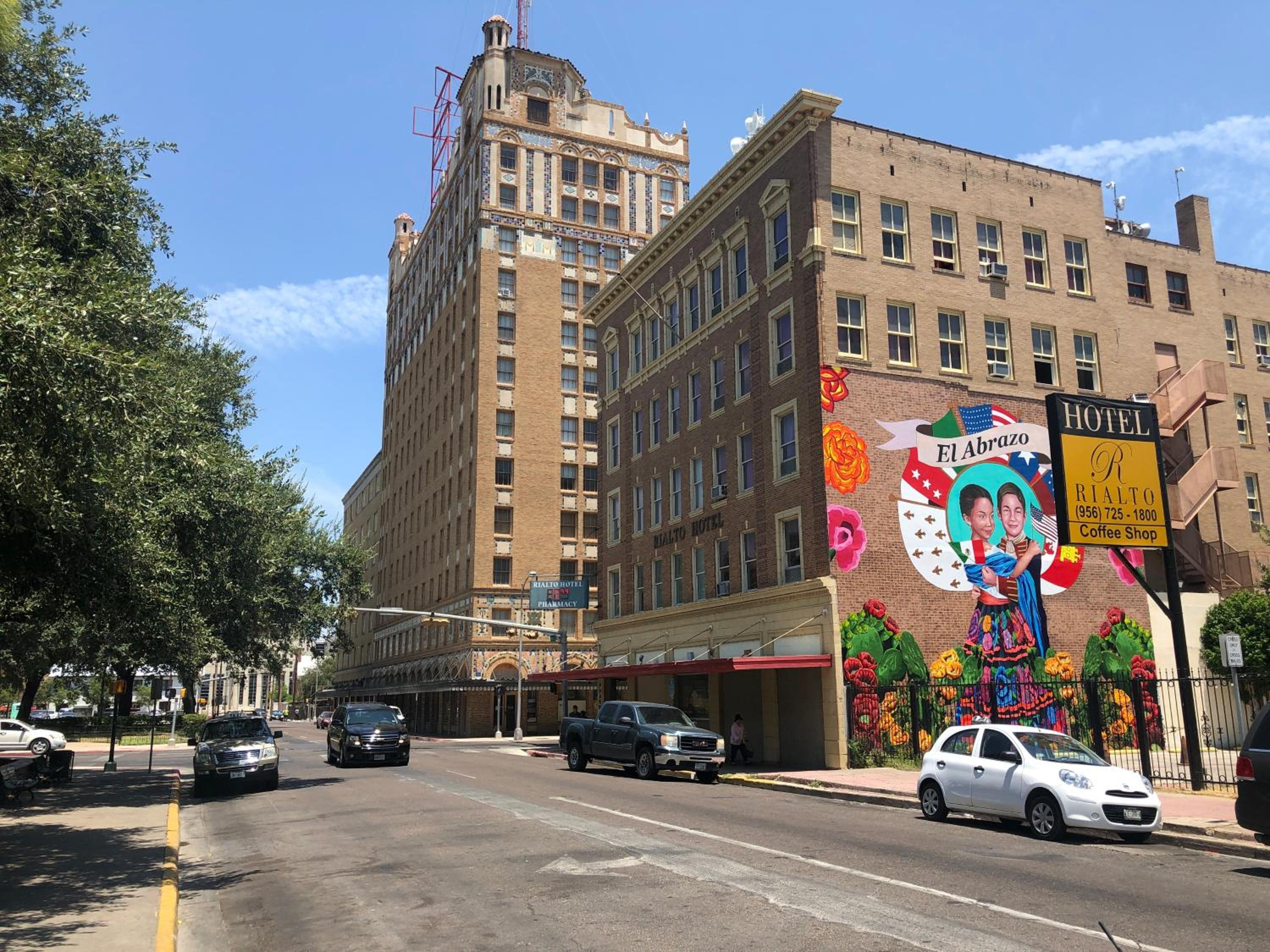 Nuevo Laredo Vacations - The Rialto Hotel - Property Image 1