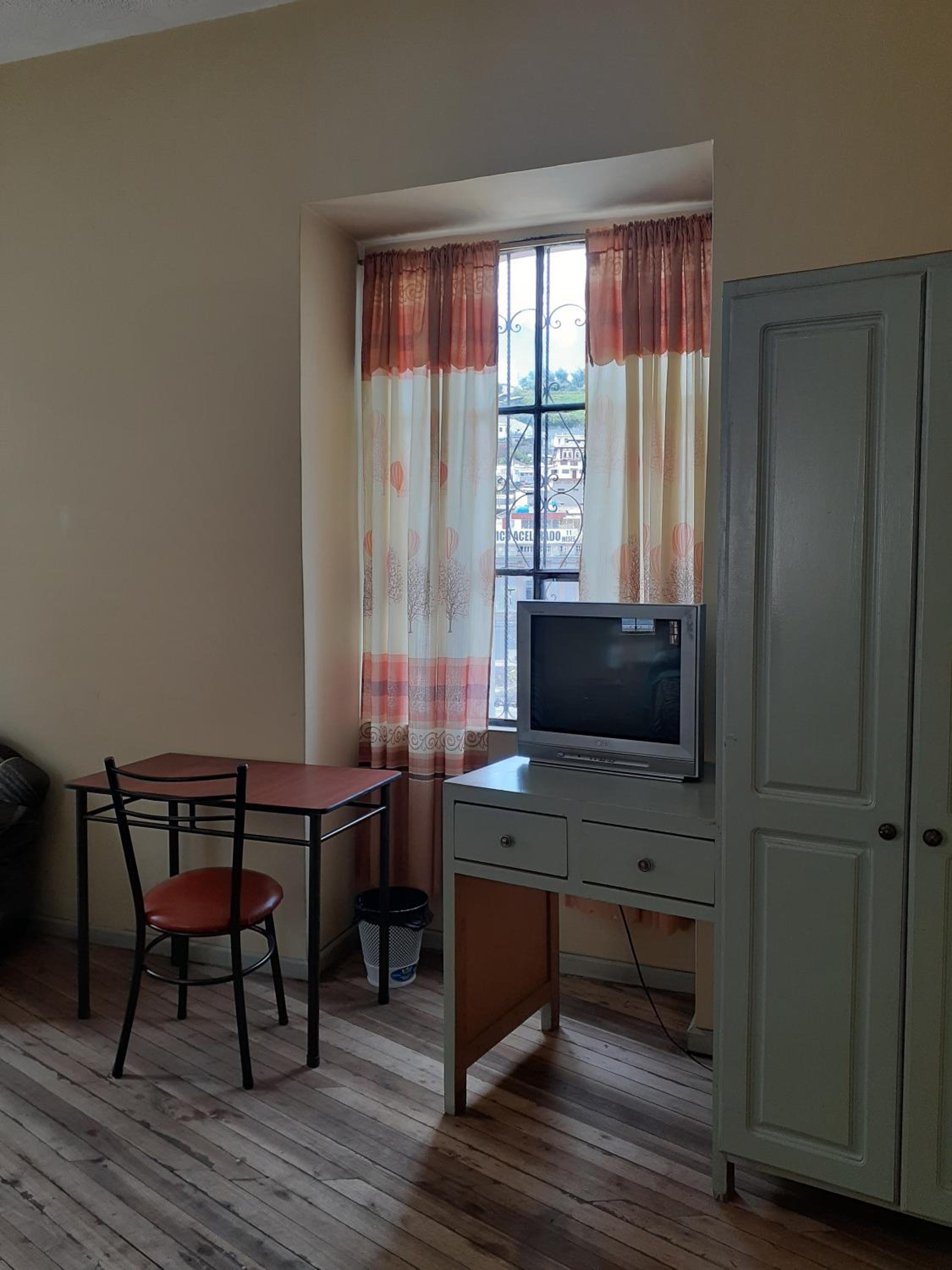 Hostal Mediodia