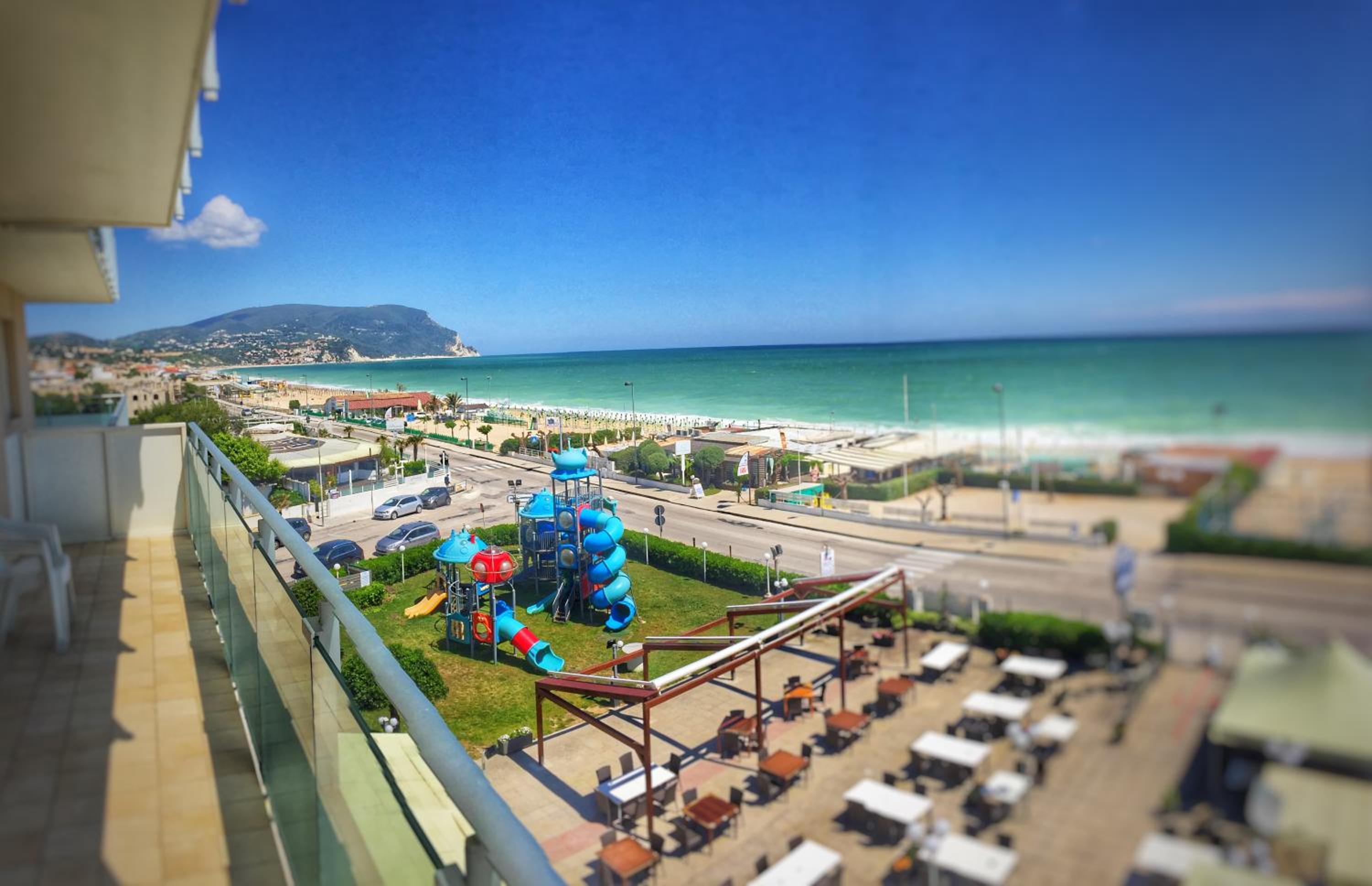 Emozione Marina - appartamento fronte mare view 5