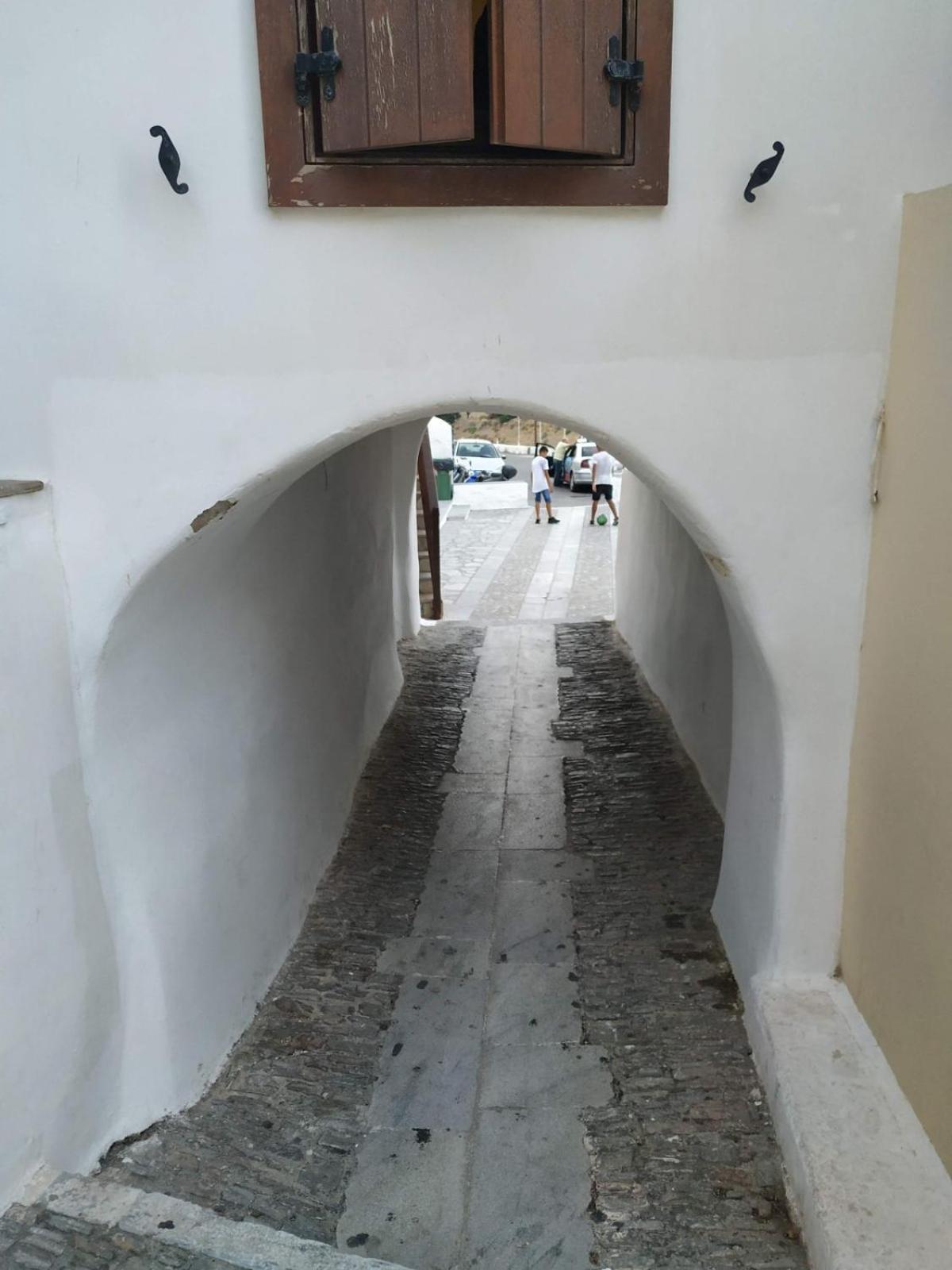 Photo 18