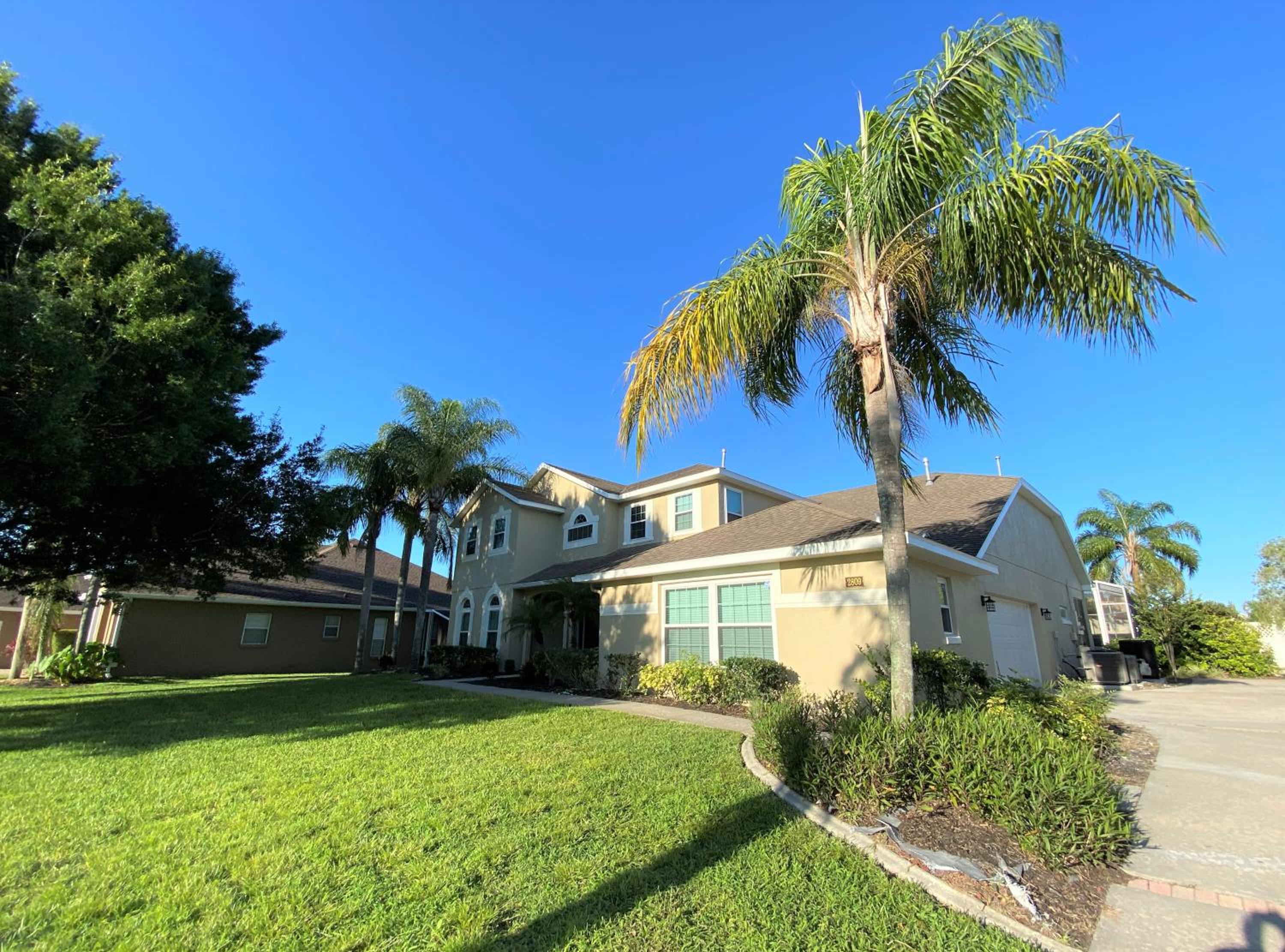Phenomenal 7BR 4 Master Suites Southeast Pool Hot Tub Gas BBQ 2 Miles to Disney