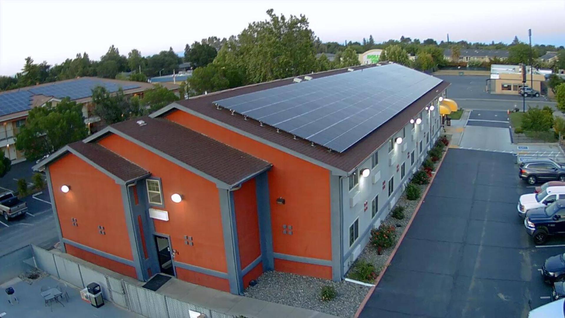 Willows Vacations - Super 8 by Wyndham Willows - Property Image 14