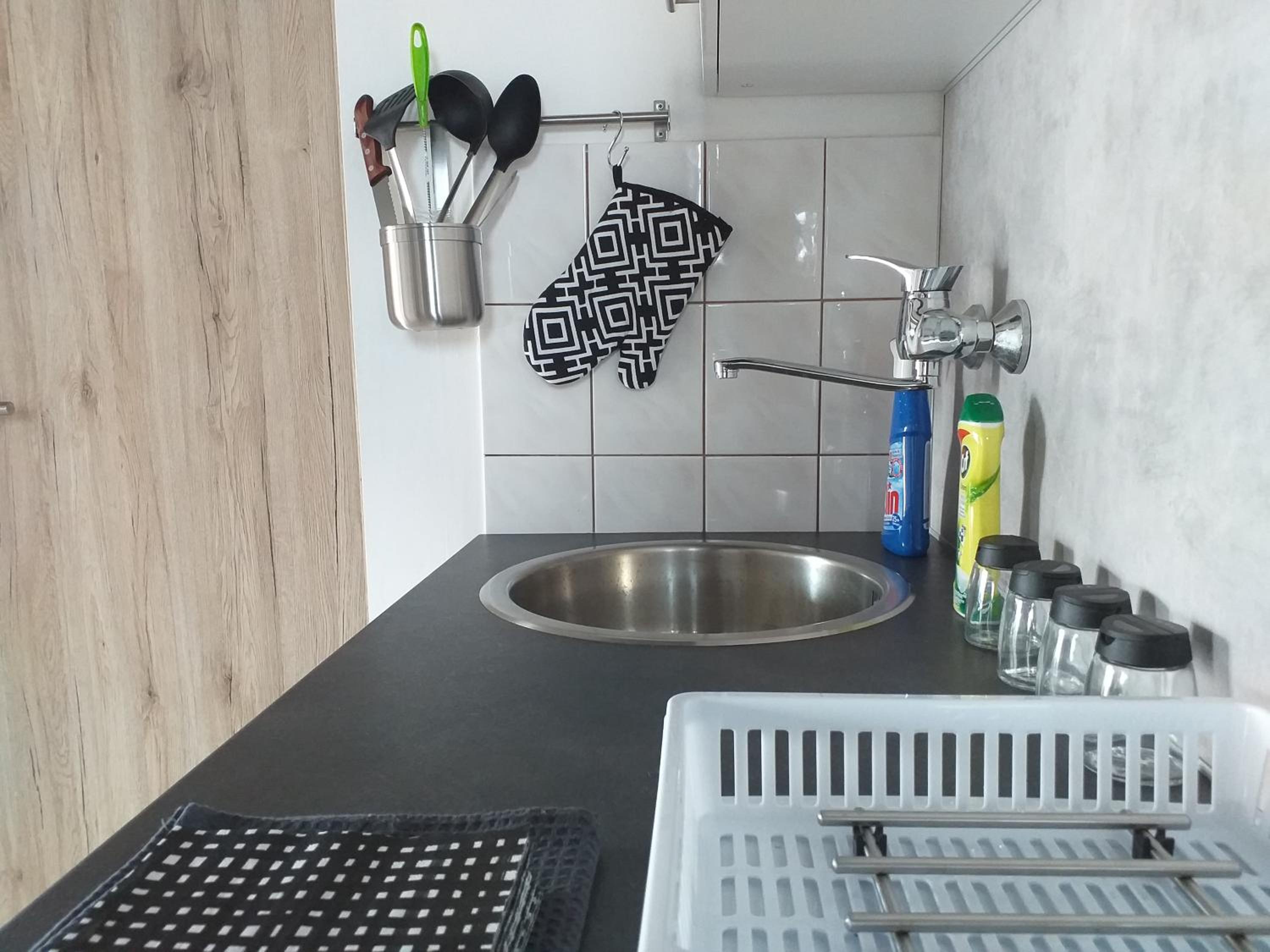 ART INN APARTMANHÁZ BALATON-GYENESDIÁS