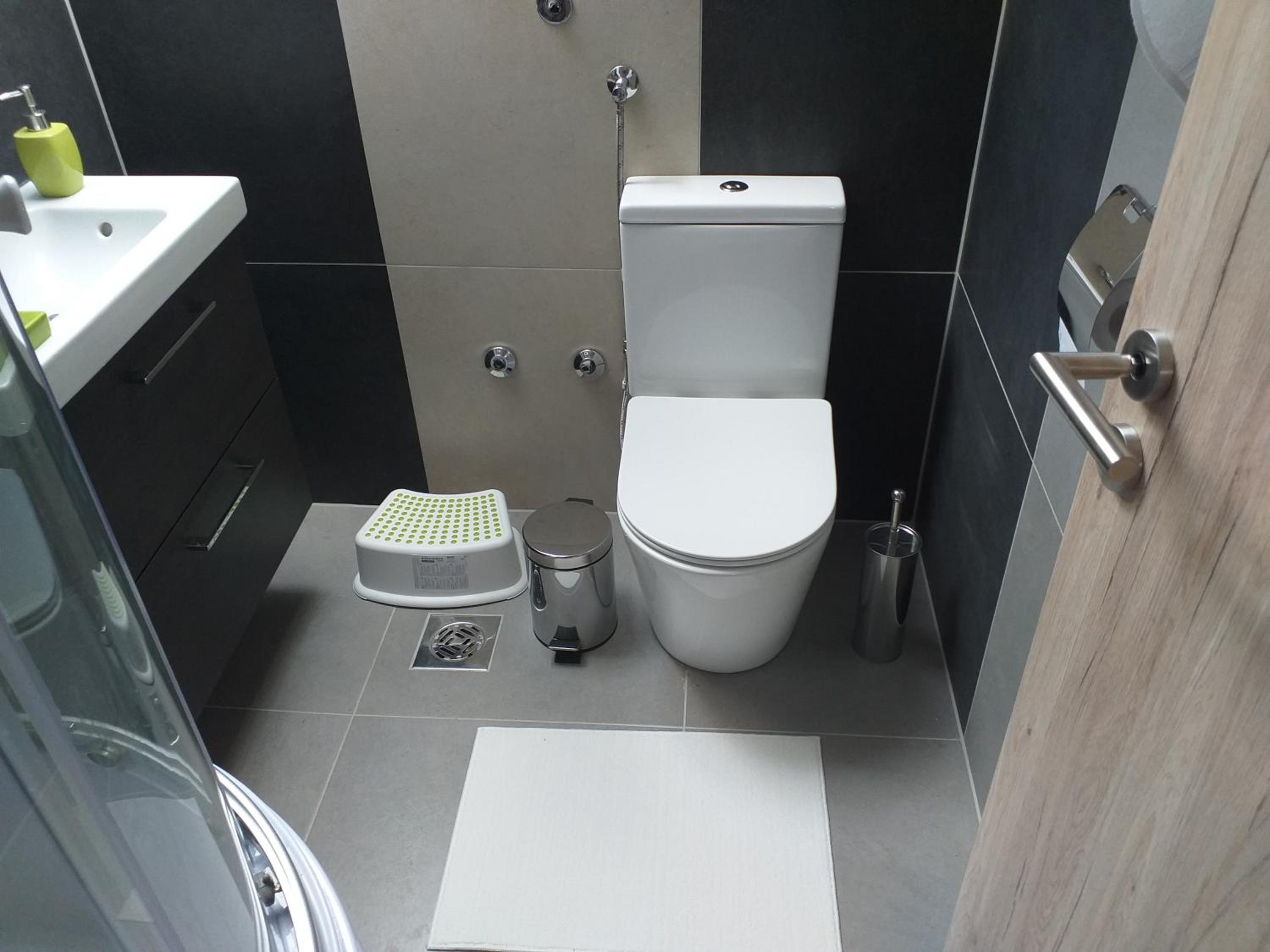 ART INN APARTMANHÁZ BALATON-GYENESDIÁS