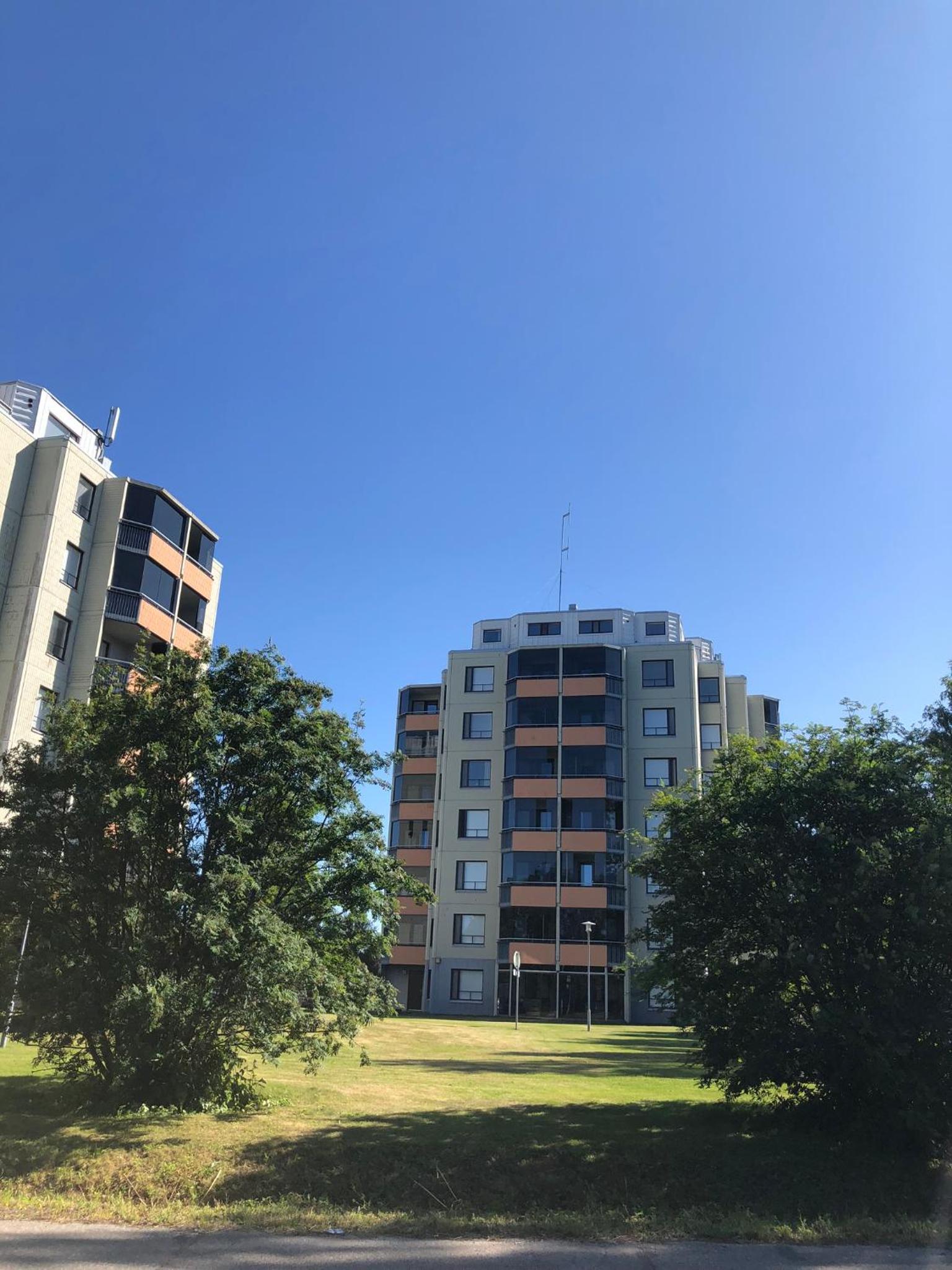 Two bedroom apartment Best view to the sea Glassed Balcony FREE PRIVATE PARKING