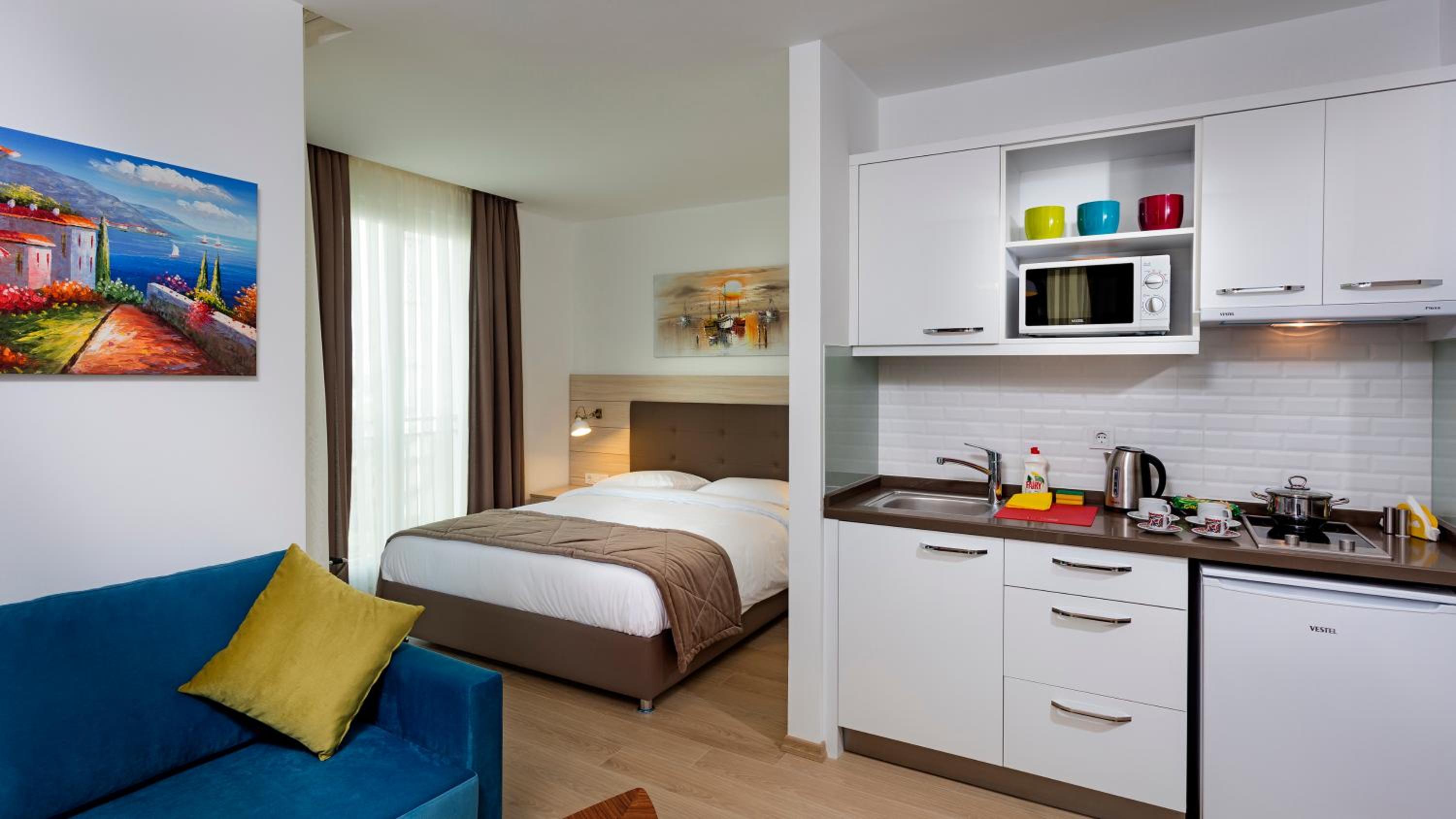 The Room Hotel & Apartments - Image 27