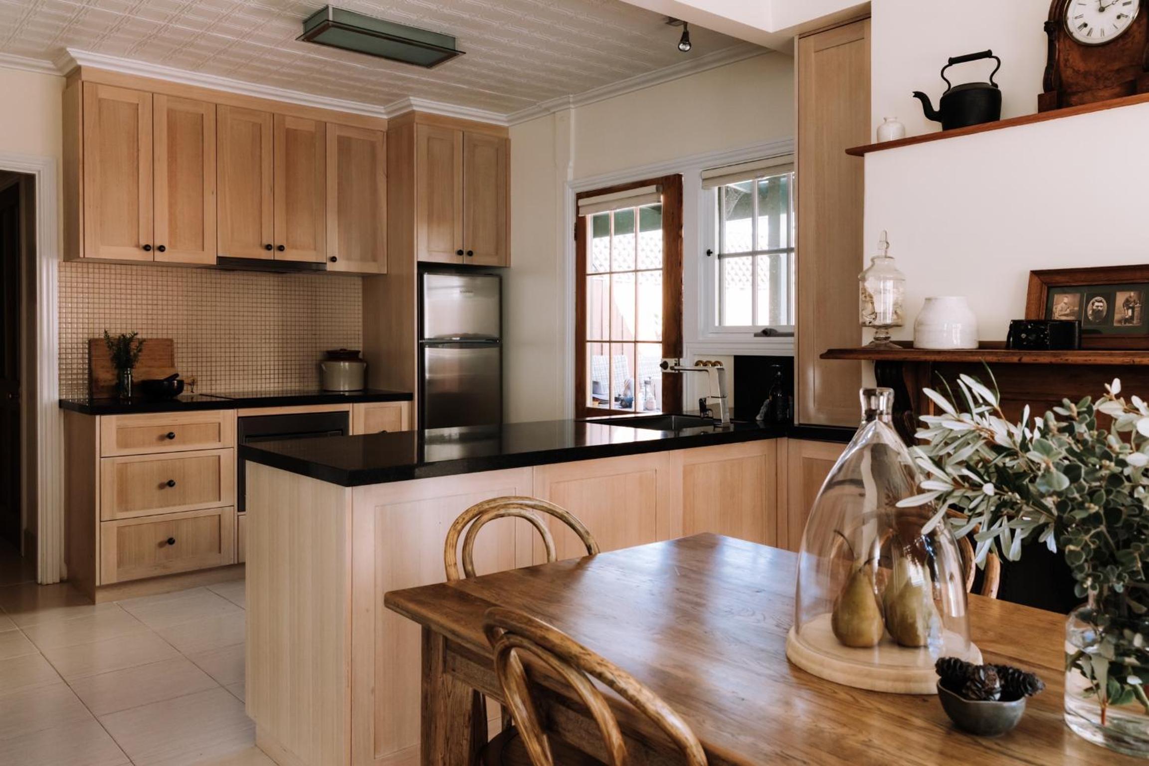 Ned Kelly’s Marlo Cottage - in the best Beechworth location