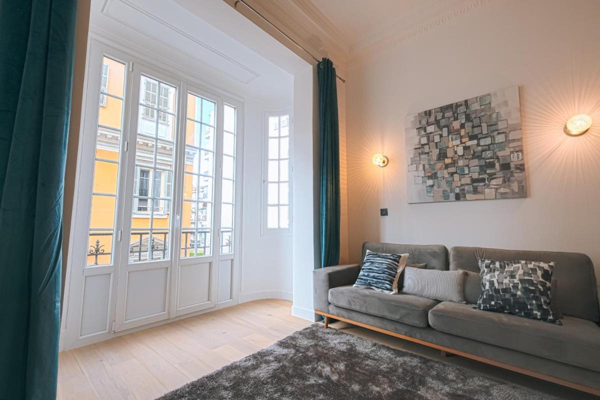 SMARTBNB - Appartement 2 chambres - Luxe - Carré d'or - Plage photo 4