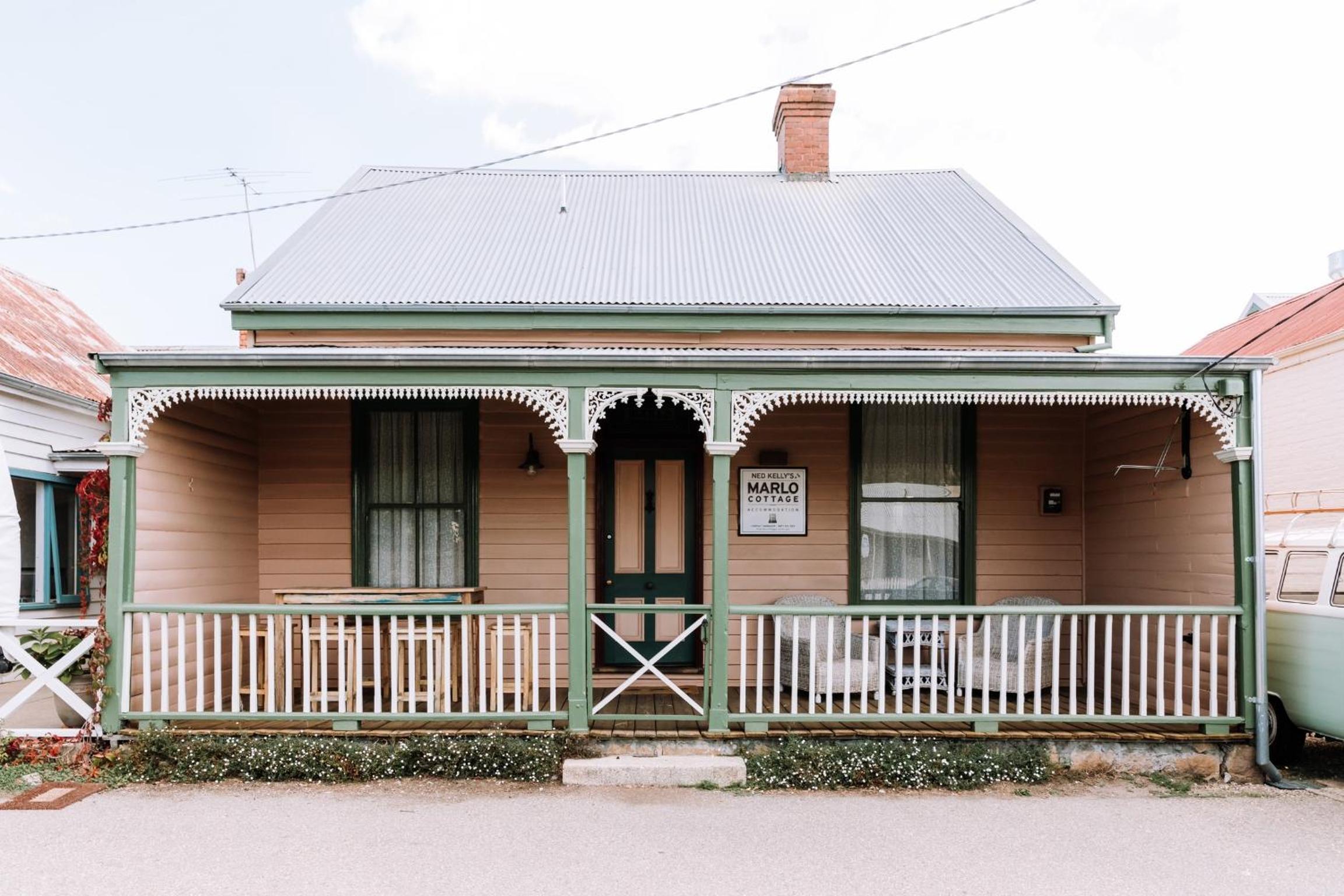 Ned Kelly’s Marlo Cottage - in the best Beechworth location