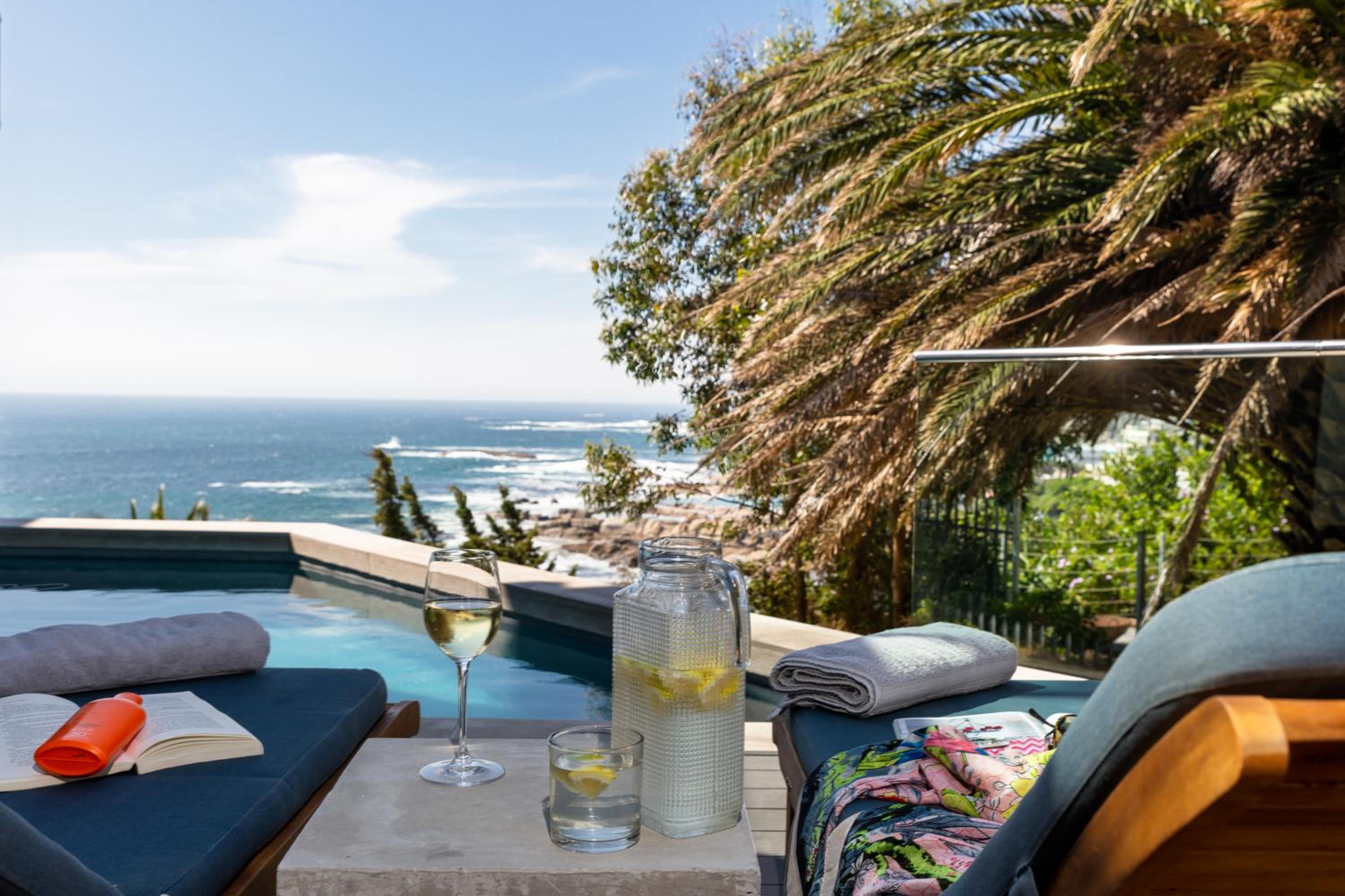 Living Hotel Lion's Eye 2