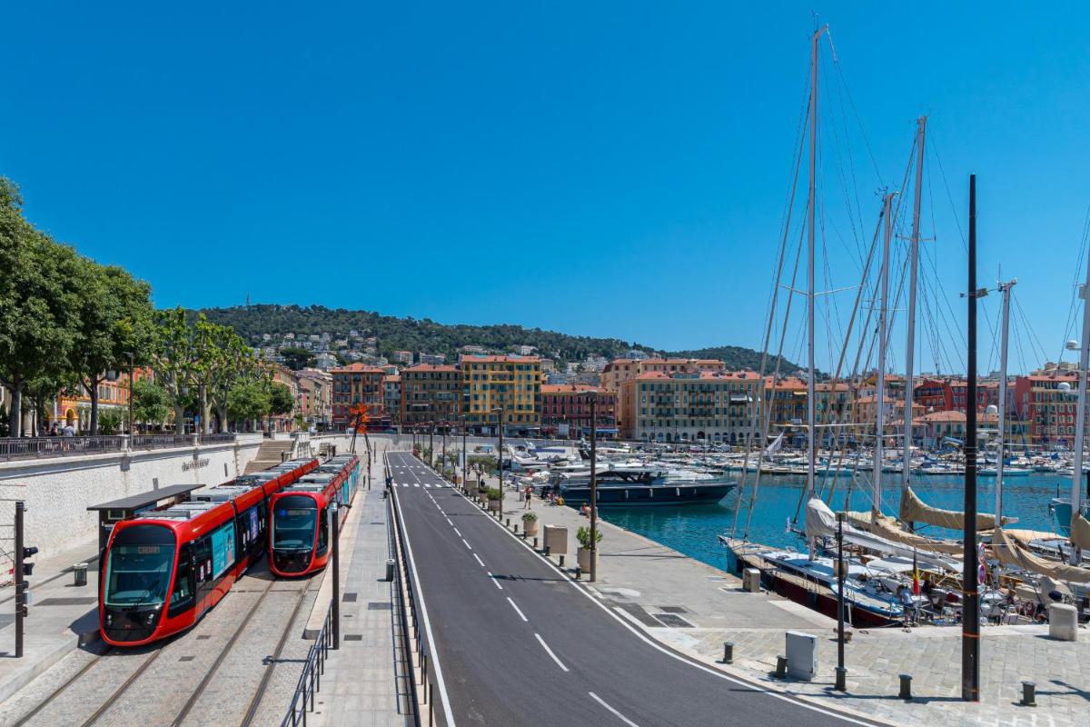 SMARTBNB - Magnifique 2 pièces - Quartier du Port - Dernier étage view 3