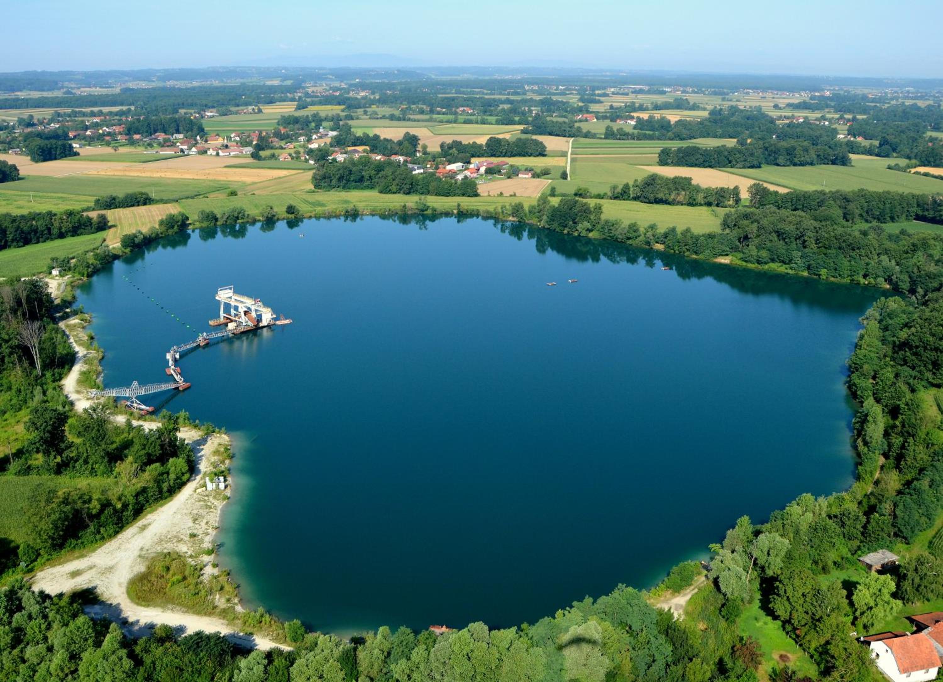 RANČ JUREŠ - Relaxing Countryside Escape
