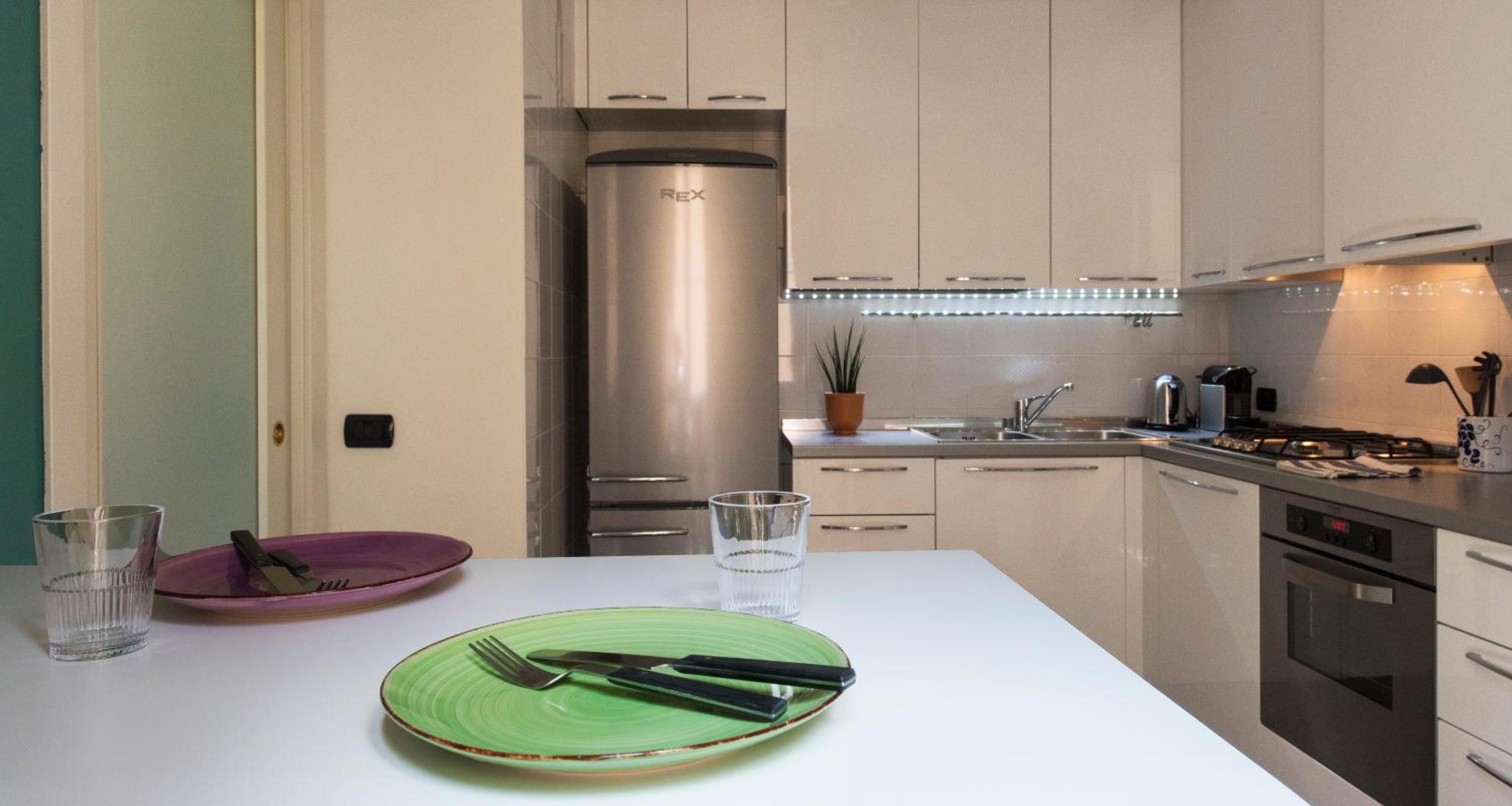Charming & Modern flat by Holiday Solutions photo 5