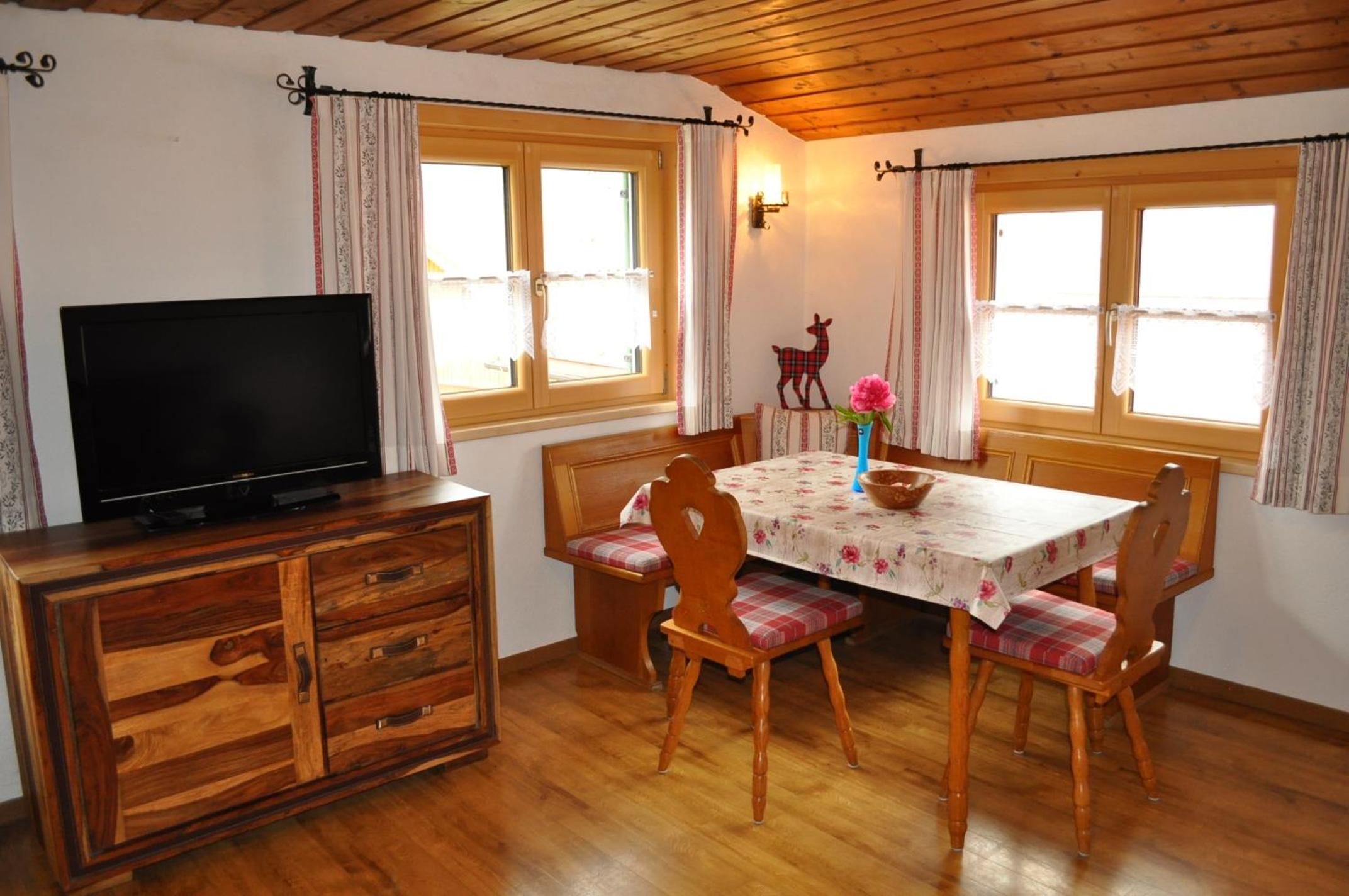 Ferienwohnung Baumgartner view 2