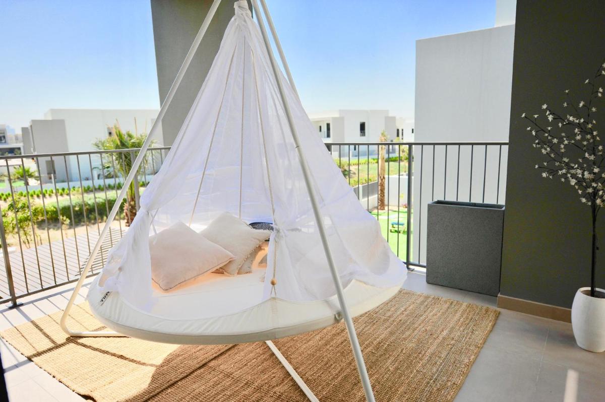 The Sunshine Villa