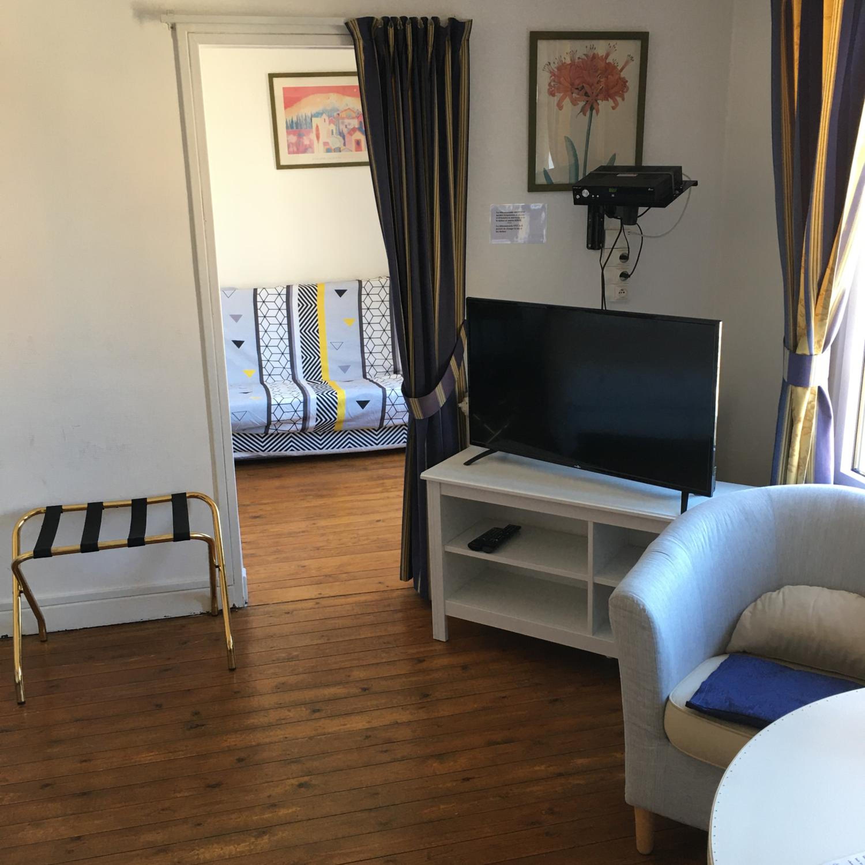 L'Art Doize en Cassel — living room