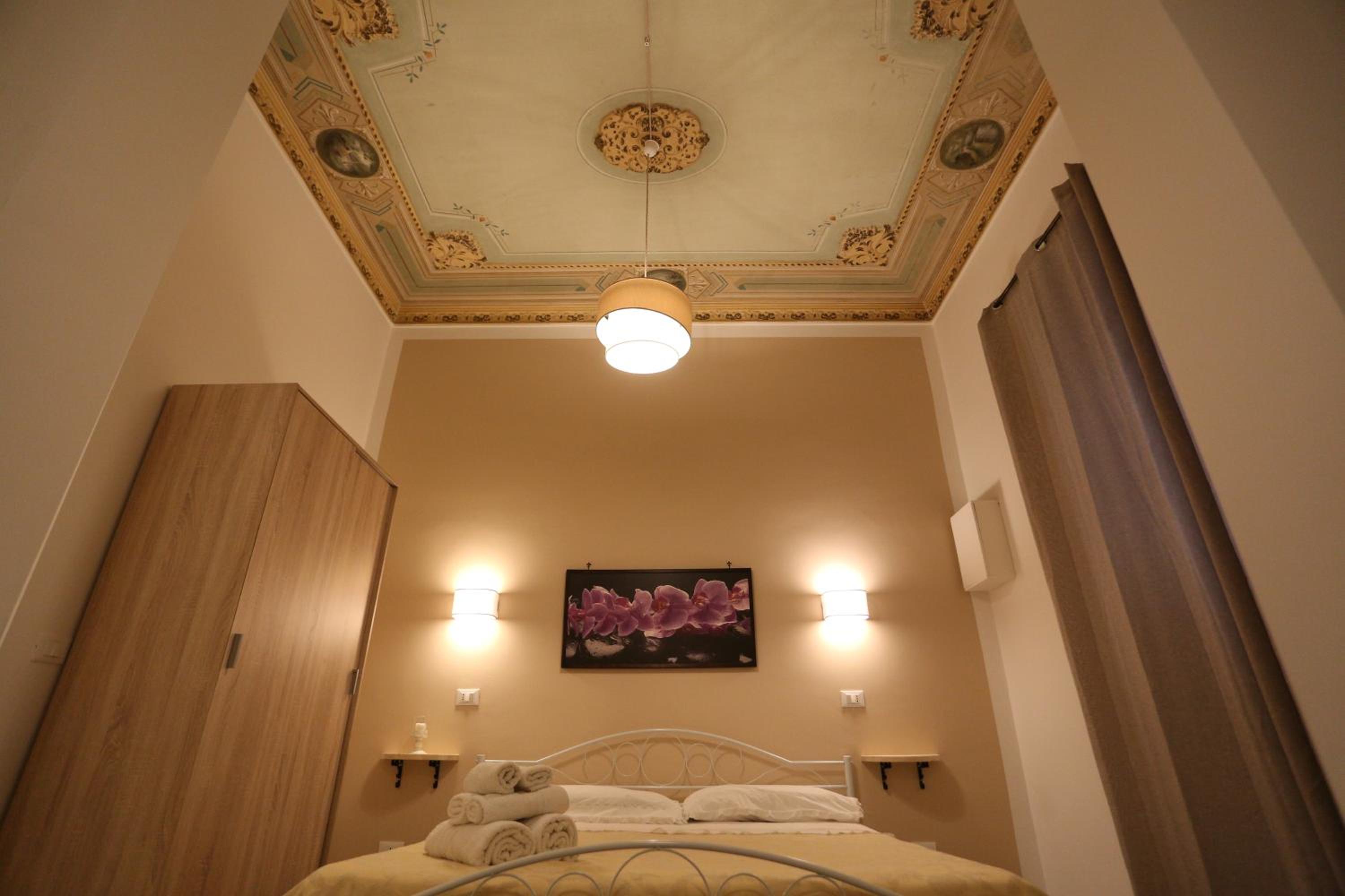 BELLA PALERMO en Palermo — hotel room