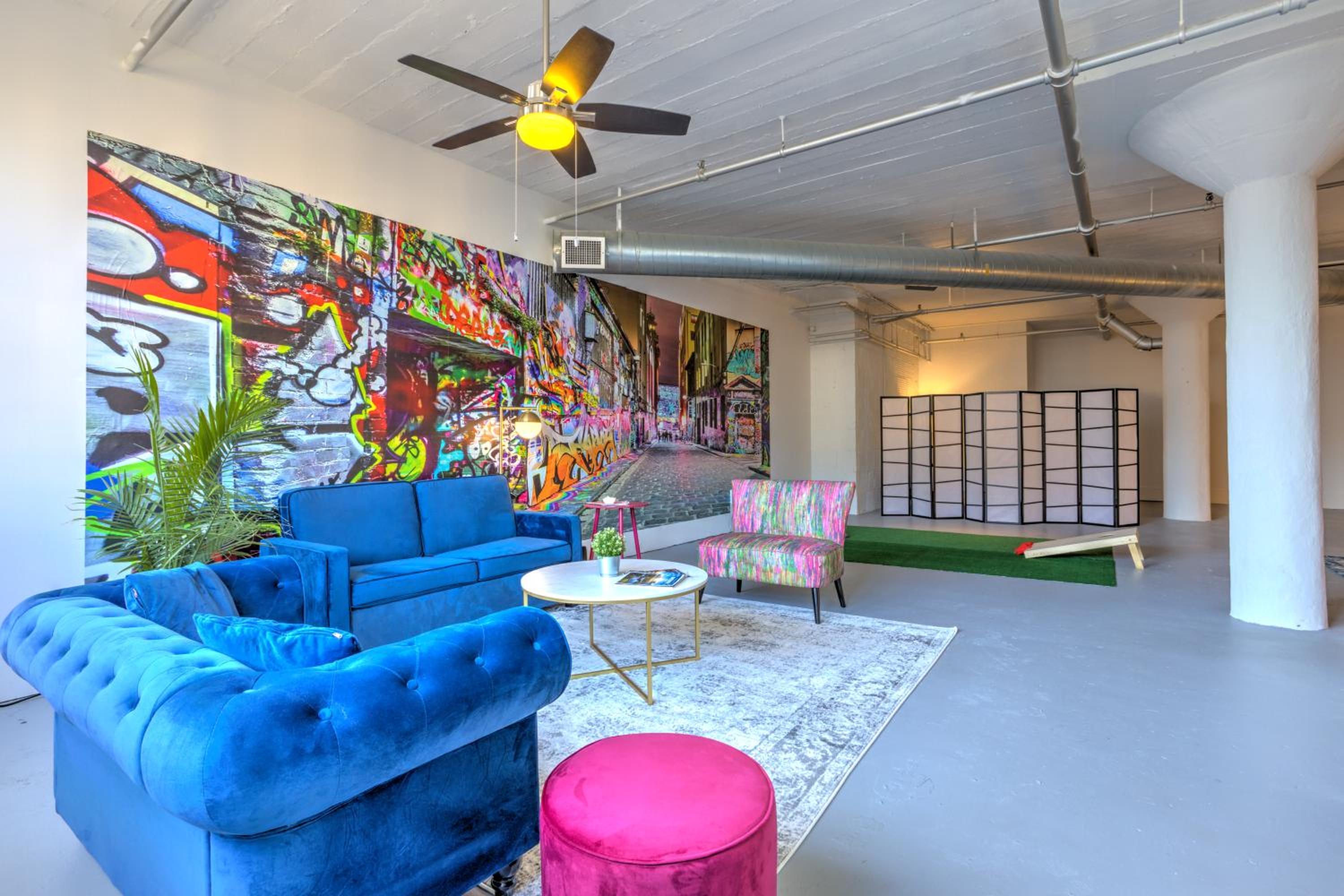 lounge