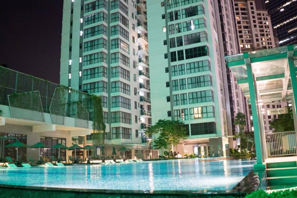 KL Top Location Kid's Theme White Collar Apartment