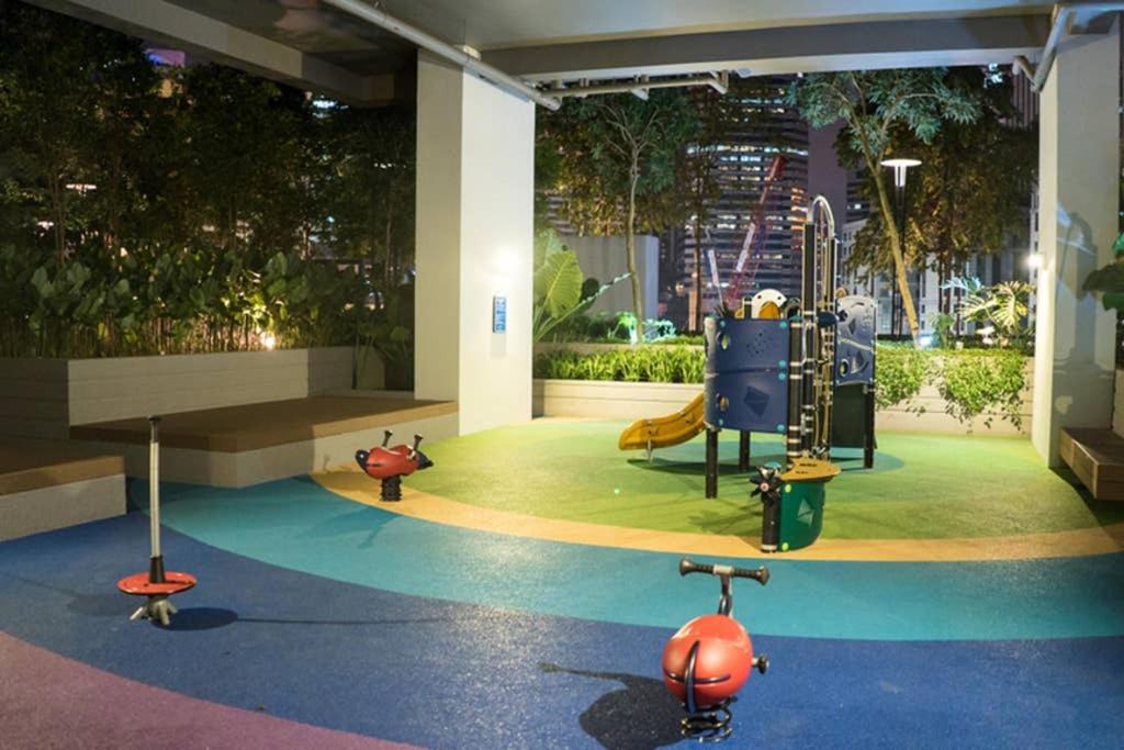 KL Top Location Kid's Theme White Collar Apartment