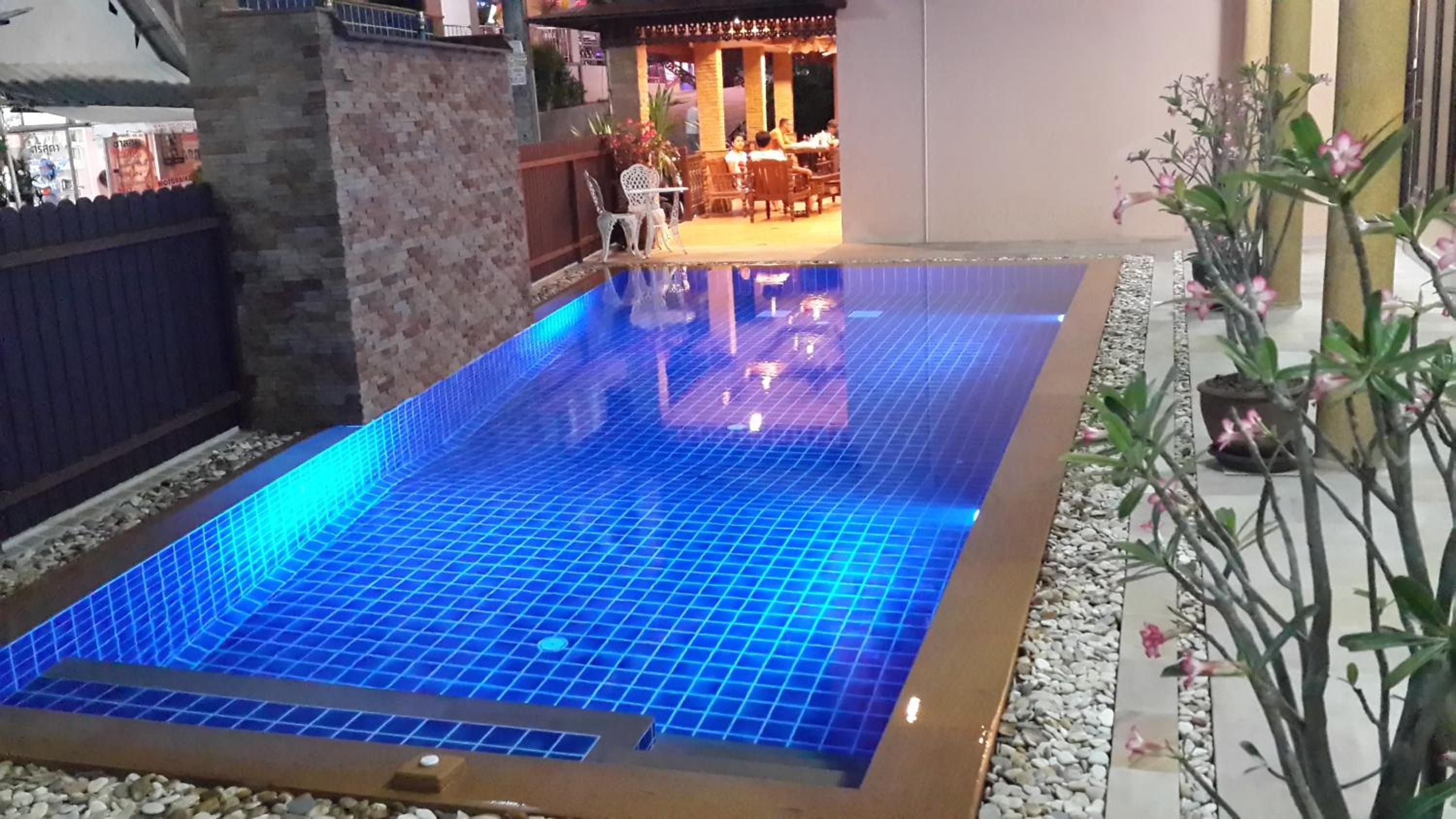 Baan Sudarat Hotel