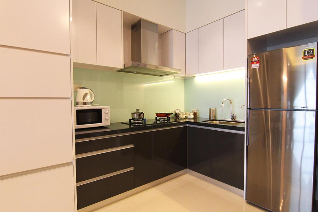 Azure Residences by Sleepy Bear Paradigm Mall photo 8