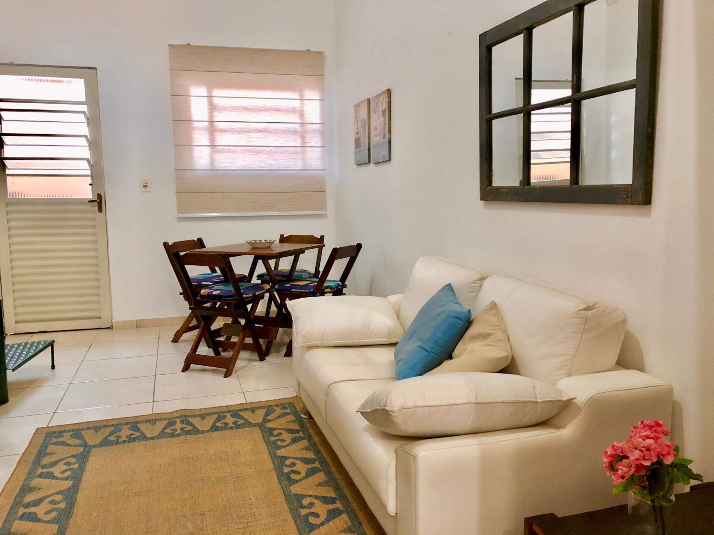 Casa com ótima localização