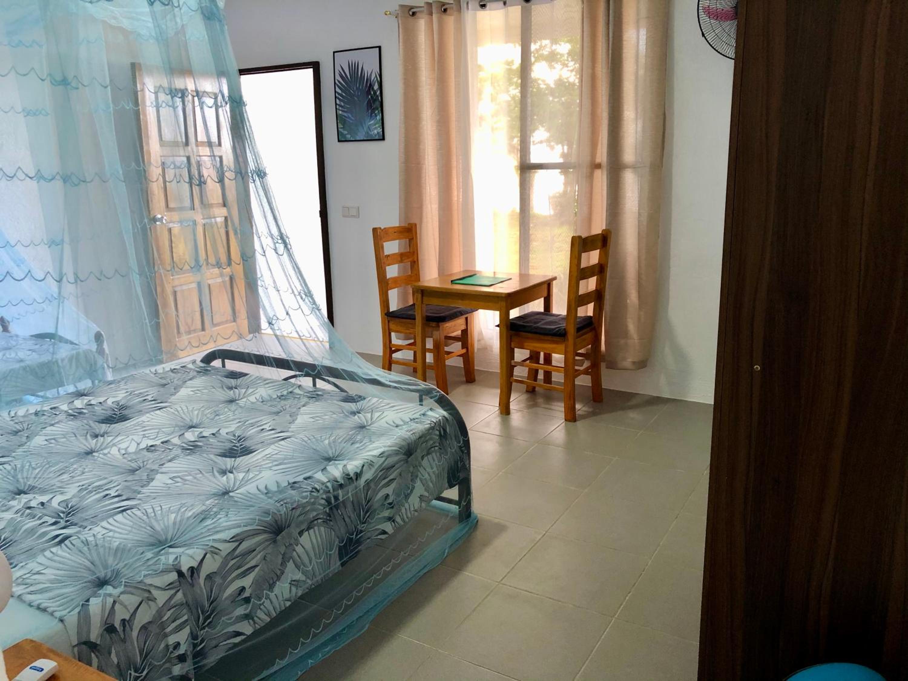 Pintuyan Dive Resort