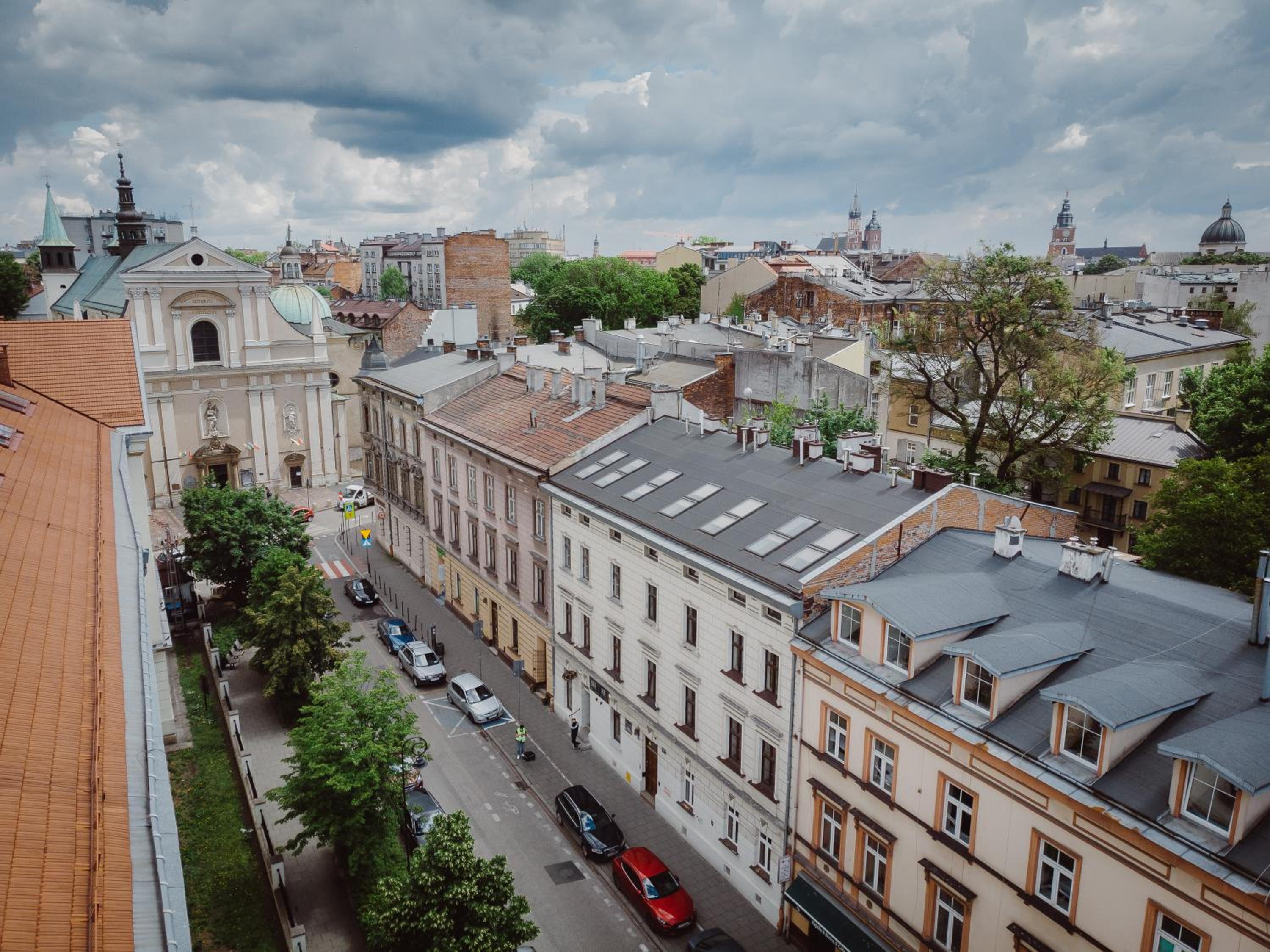 Kings City - Old Town Apartment