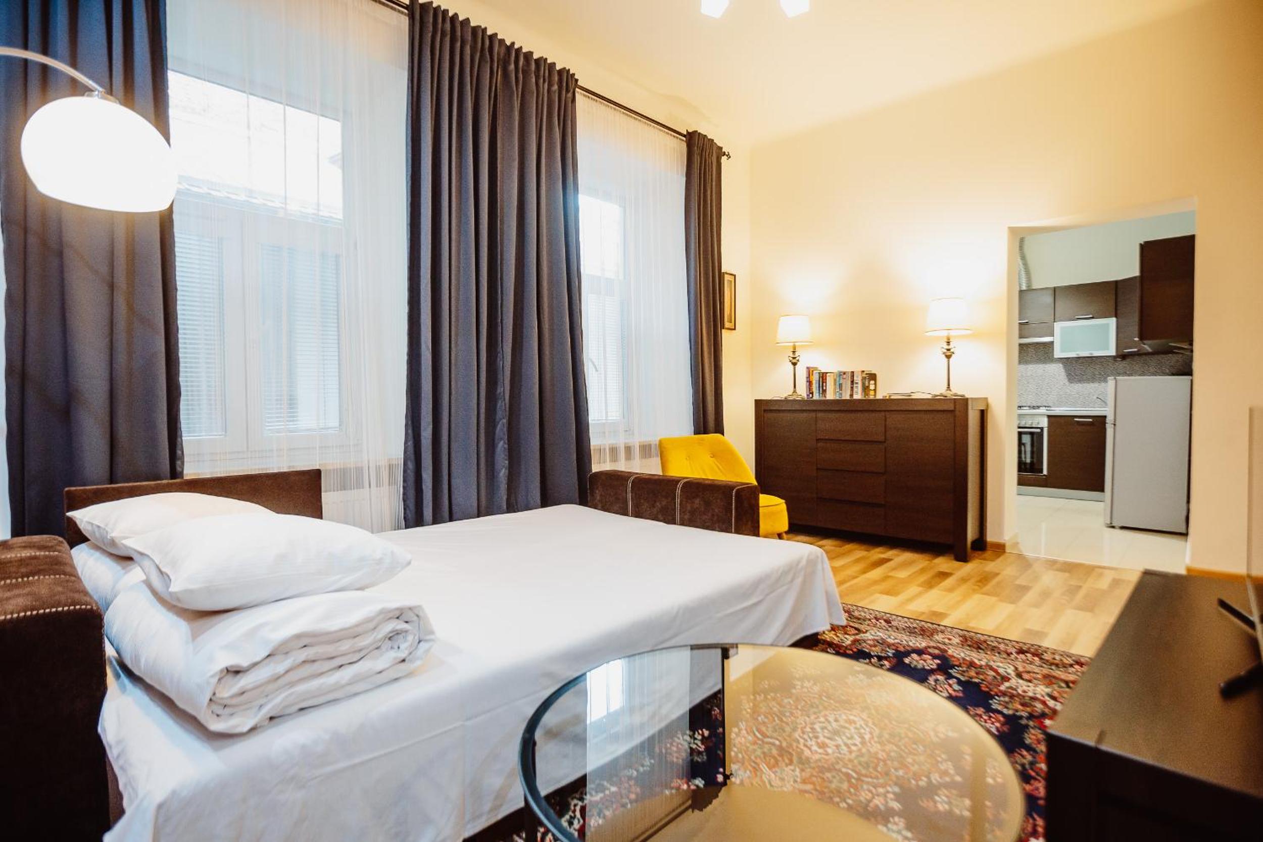 Kings City - Old Town Apartment