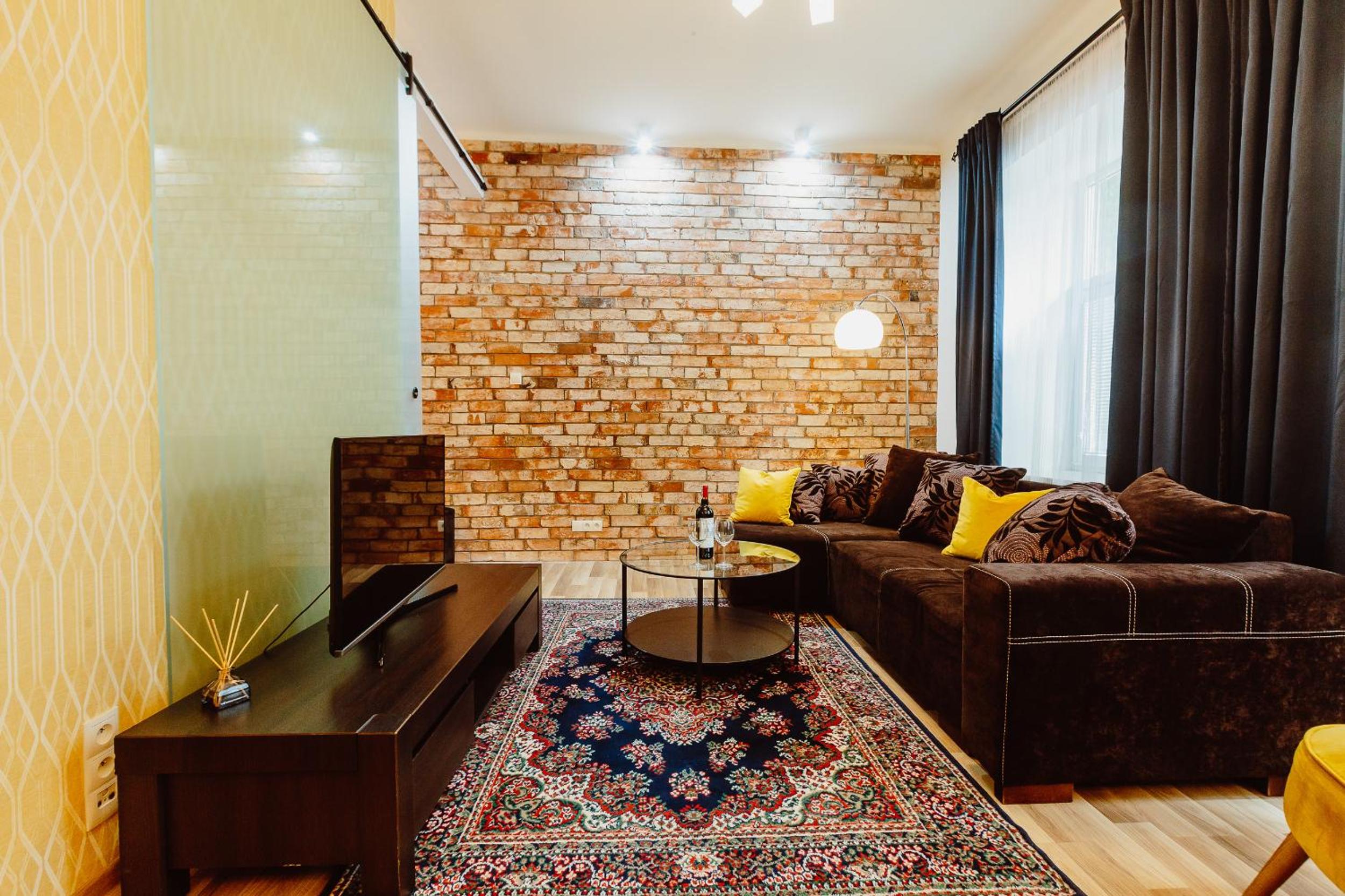 Kings City - Old Town Apartment